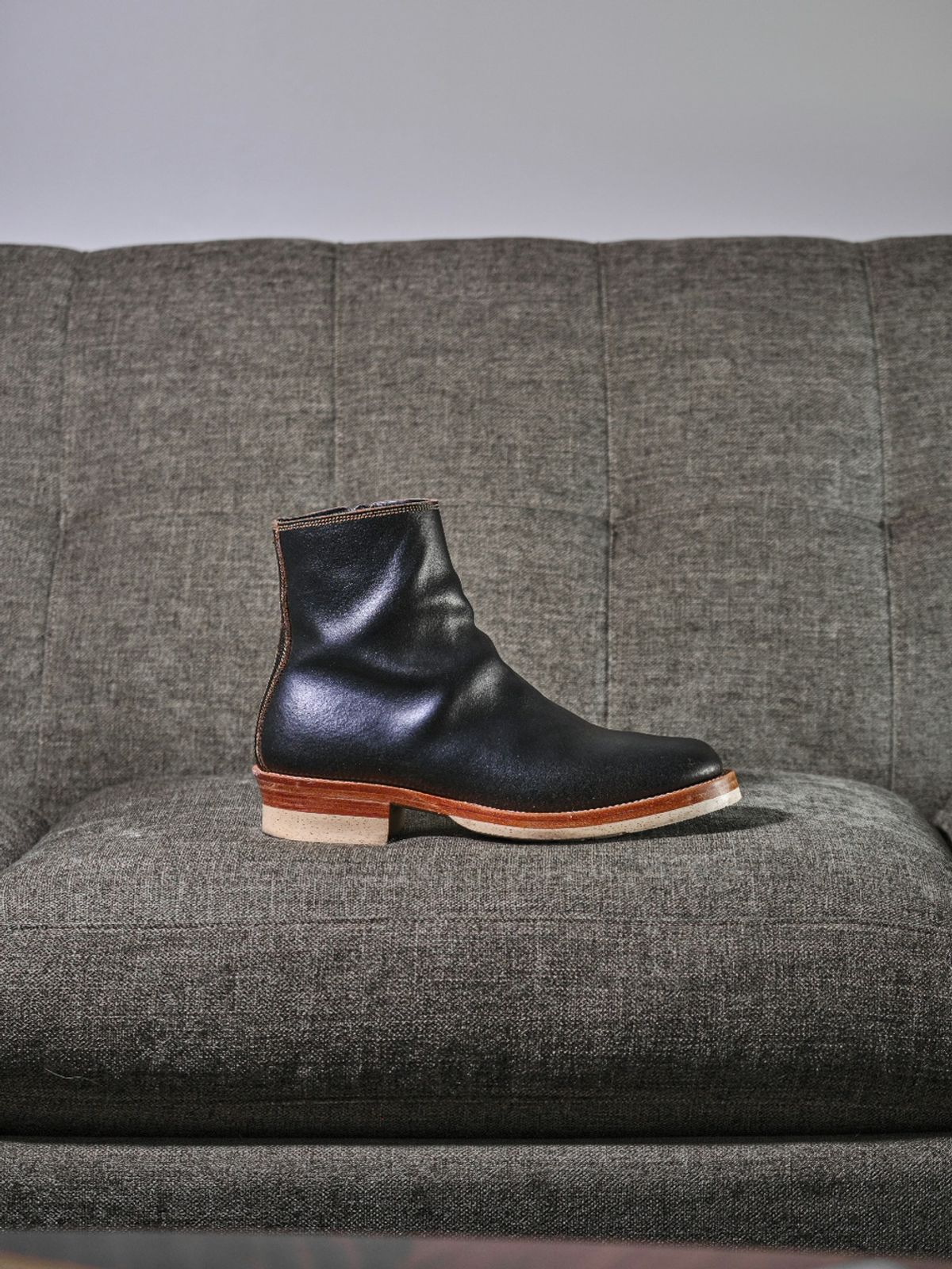 Photo by Mason on October 13, 2024 of the Fortis Boots Antasena Sidezip in Horween Huntsman Black Waxed Flesh.
