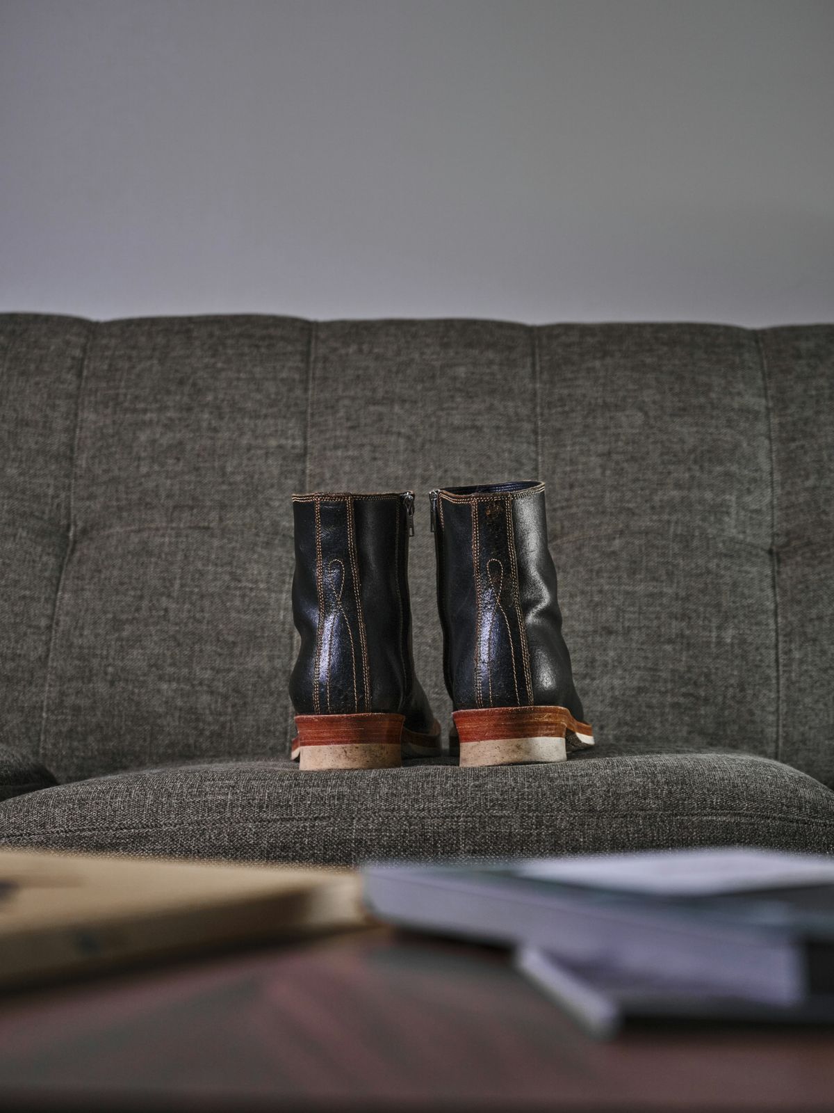 Photo by Mason on November 6, 2024 of the Fortis Boots Antasena Sidezip in Horween Huntsman Black Waxed Flesh.