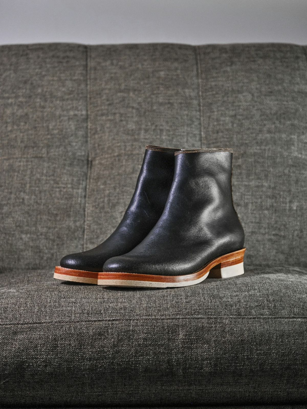 Photo by Mason on October 9, 2024 of the Fortis Boots Antasena Sidezip in Horween Huntsman Black Waxed Flesh.