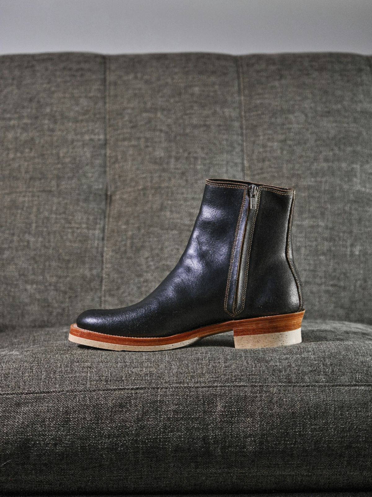 Photo by Mason on October 9, 2024 of the Fortis Boots Antasena Sidezip in Horween Huntsman Black Waxed Flesh.