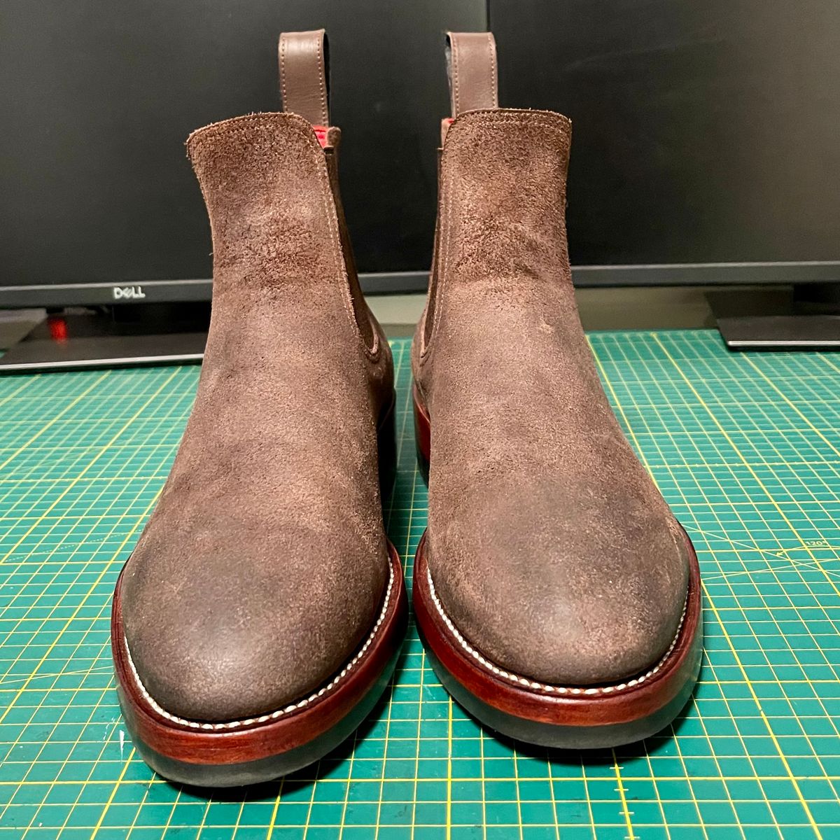 Photo by tillerman on October 3, 2022 of the Benzein The Seventh Chelsea Boot in Indonesian Brown Waxed Flesh.