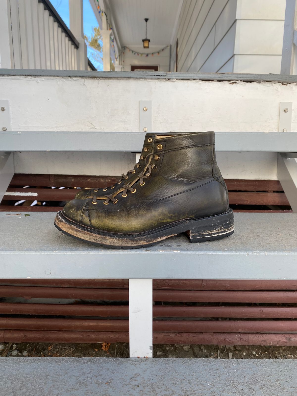Photo by xavierwt on January 4, 2023 of the Sagara Cordmaster in Badalassi Carlo Oliva Minerva Overdyed Black.