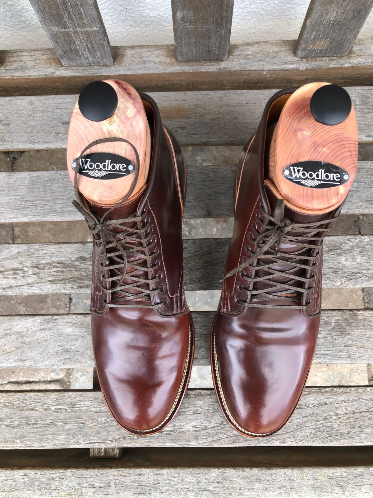 Photo by johnfmac on October 1, 2022 of the Viberg Service Boot in Horween Color 4 Shell Cordovan.