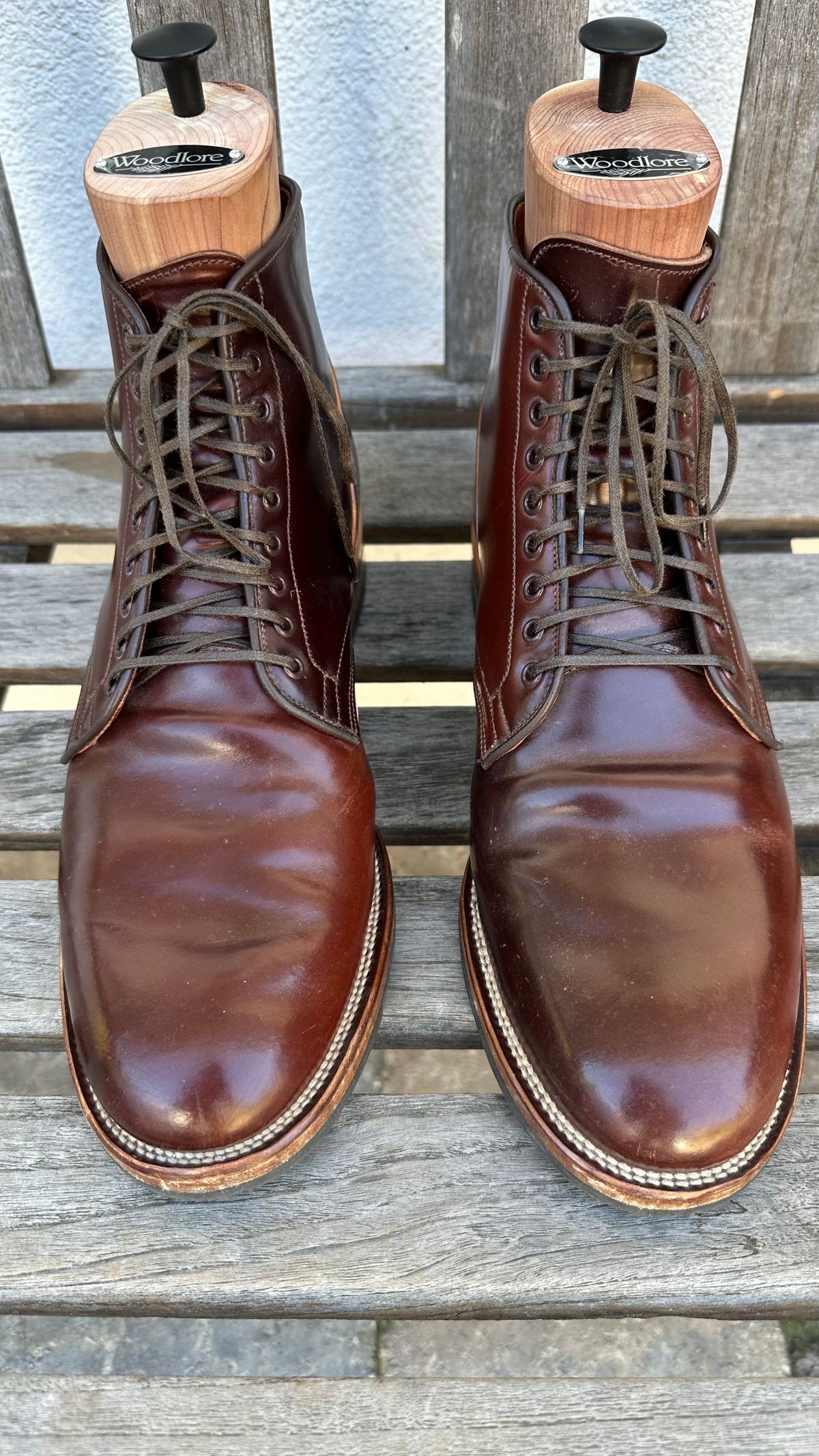 Photo by johnfmac on February 5, 2023 of the Viberg Service Boot in Horween Color 4 Shell Cordovan.