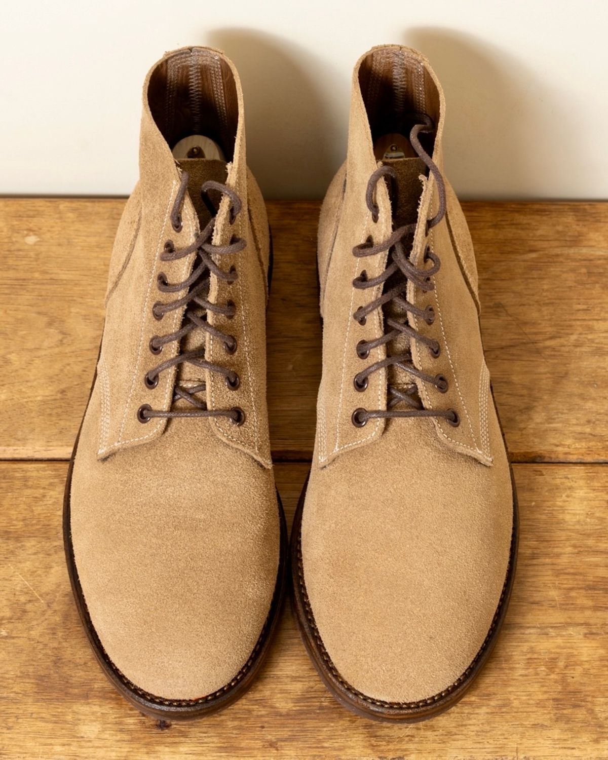 Photo by putzinboots on October 1, 2023 of the Oak Street Bootmakers Field Boot in Horween Marine Field Roughout.