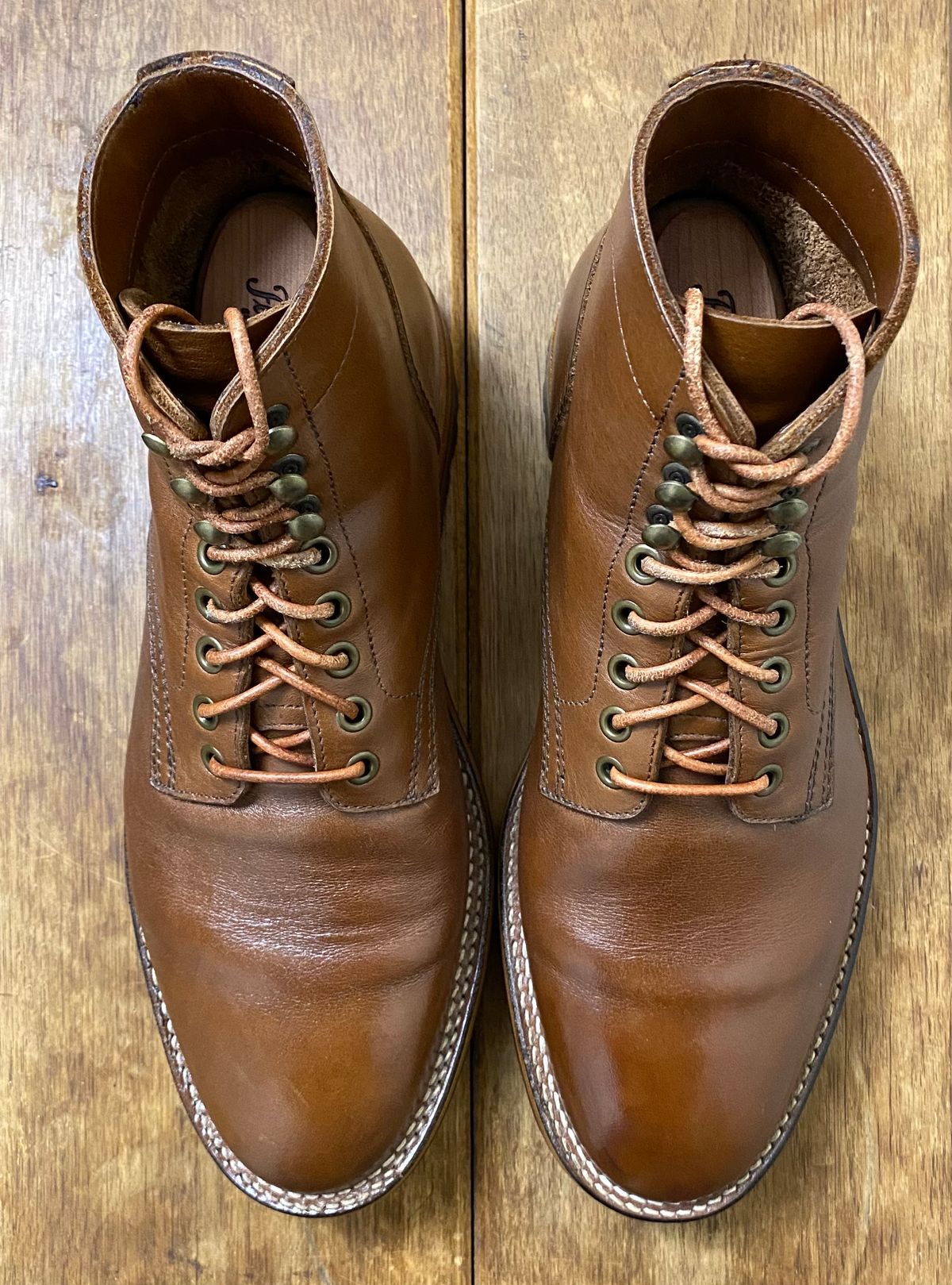 Photo by putzinboots on December 3, 2024 of the Parkhurst The Allen in Tempesti Cognac Veg tan.