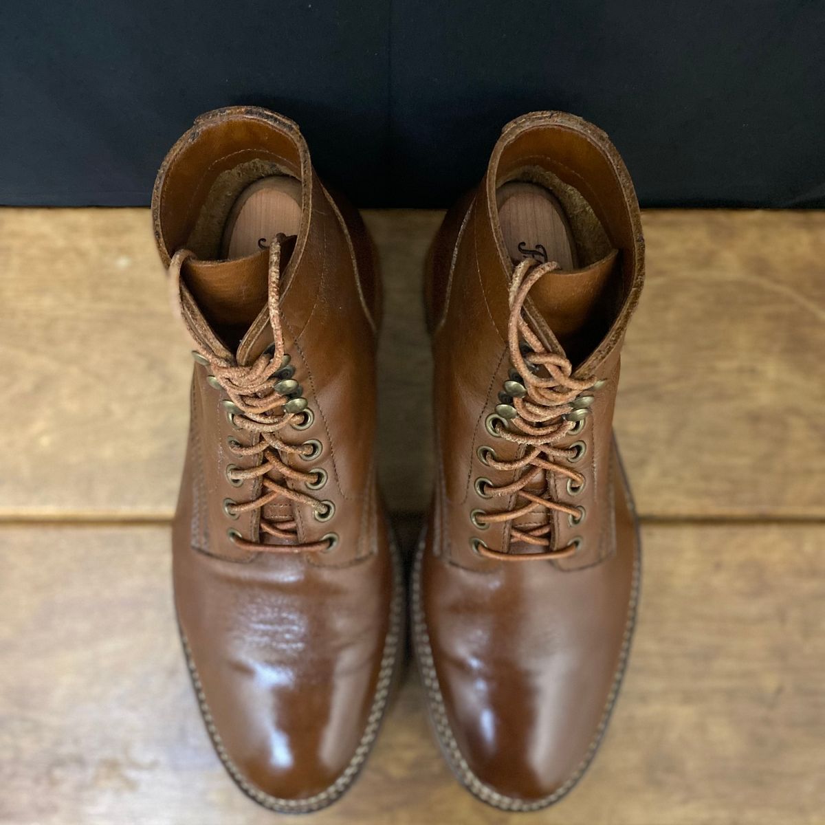 Photo by putzinboots on January 1, 2025 of the Parkhurst The Allen in Tempesti Cognac Veg tan.