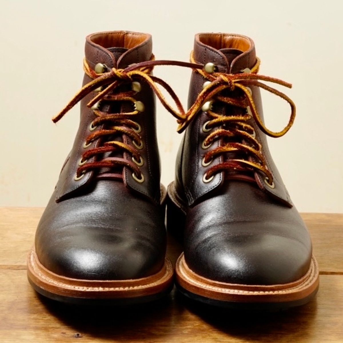 Photo by putzinboots on October 5, 2023 of the Grant Stone Diesel Boot in C.F. Stead Dark Burgundy Classic Kudu.