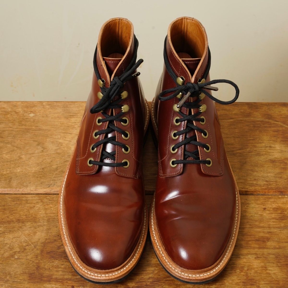 Photo by putzinboots on October 26, 2023 of the Grant Stone Diesel Boot in Horween Garnet Shell Cordovan.