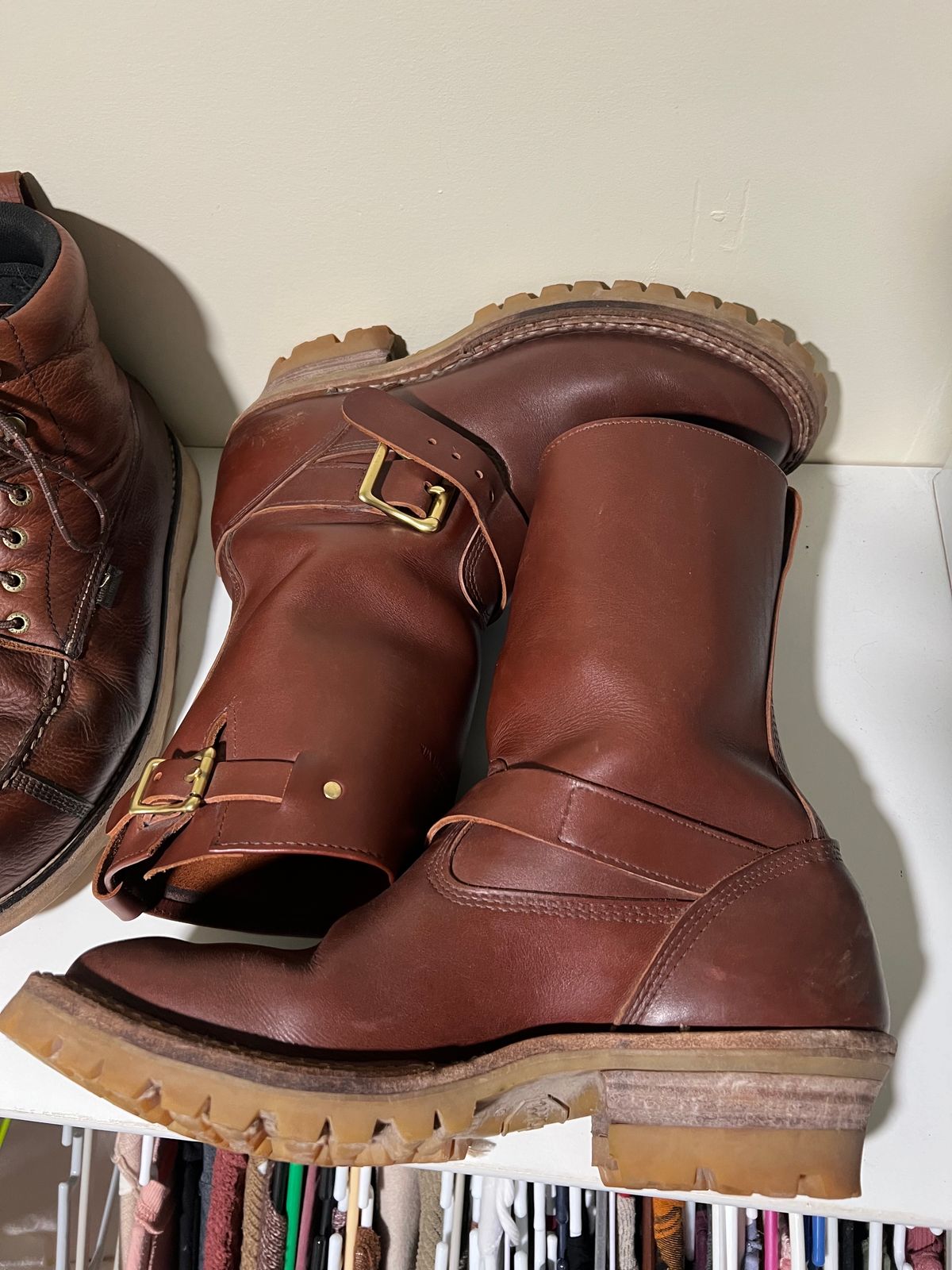 Photo by wcurry_1 on January 4, 2024 of the White's Nomad Engineer Boots in Seidel Red Dog Oil Tan.