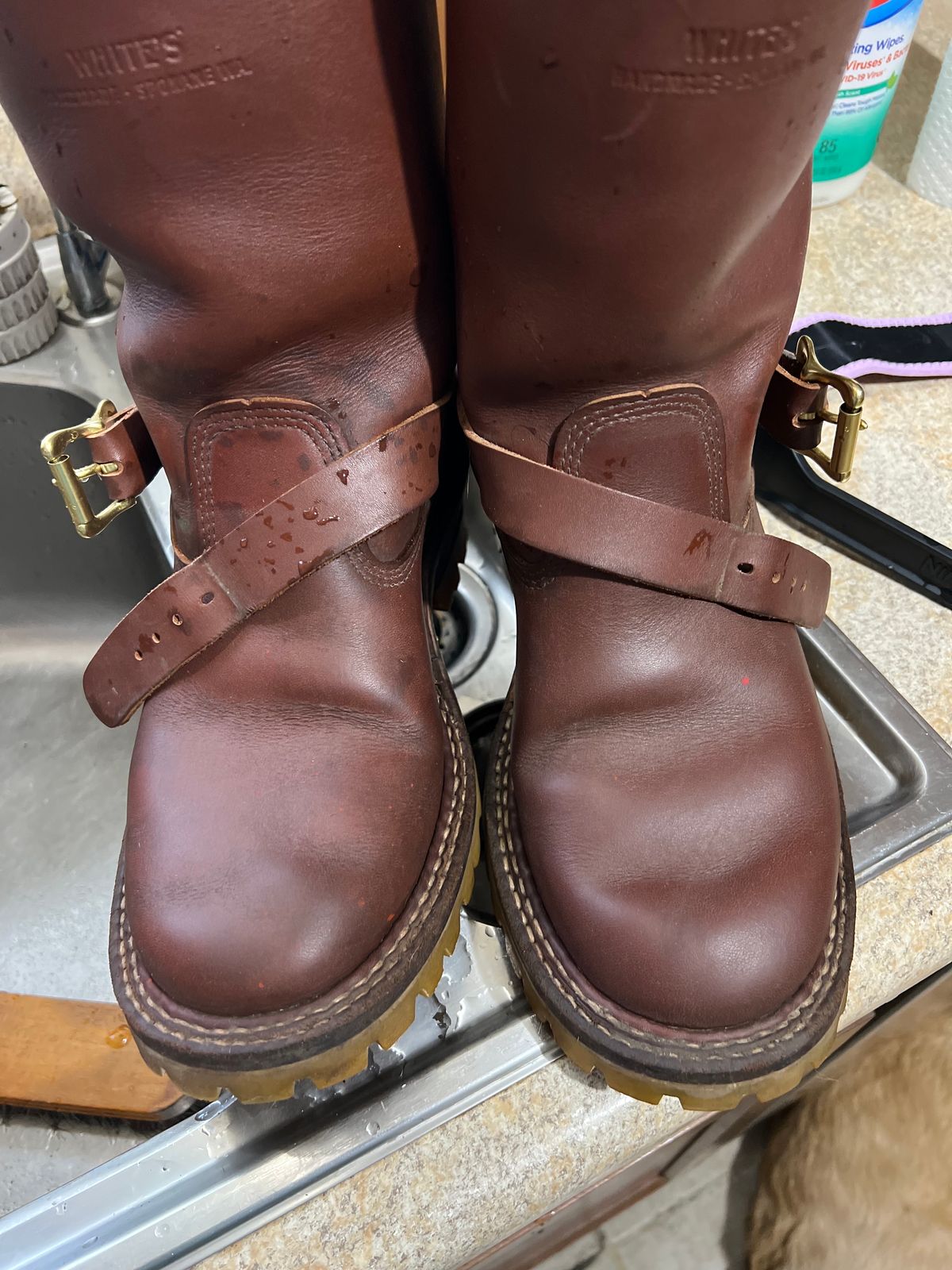 Photo by wcurry_1 on January 13, 2024 of the White's Nomad Engineer Boots in Seidel Red Dog Oil Tan.