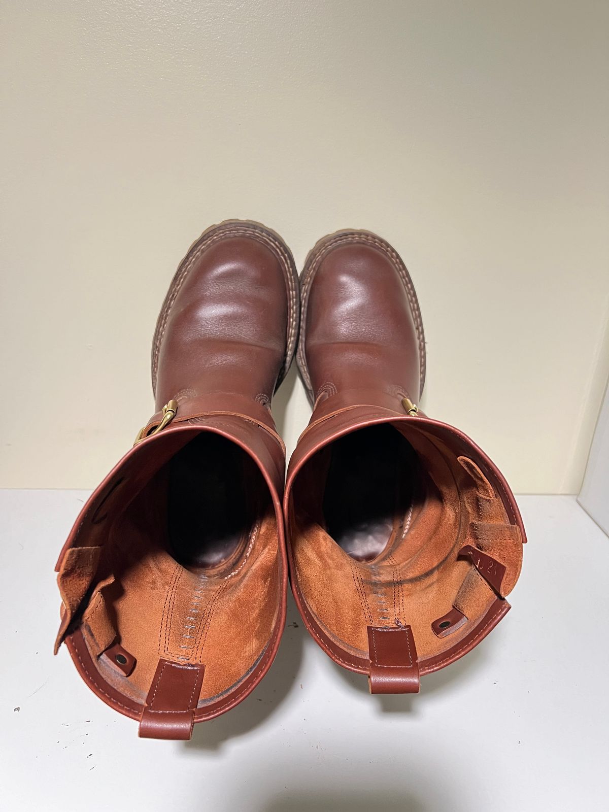 Photo by wcurry_1 on March 4, 2024 of the White's Nomad Engineer Boots in Seidel Red Dog Oil Tan.