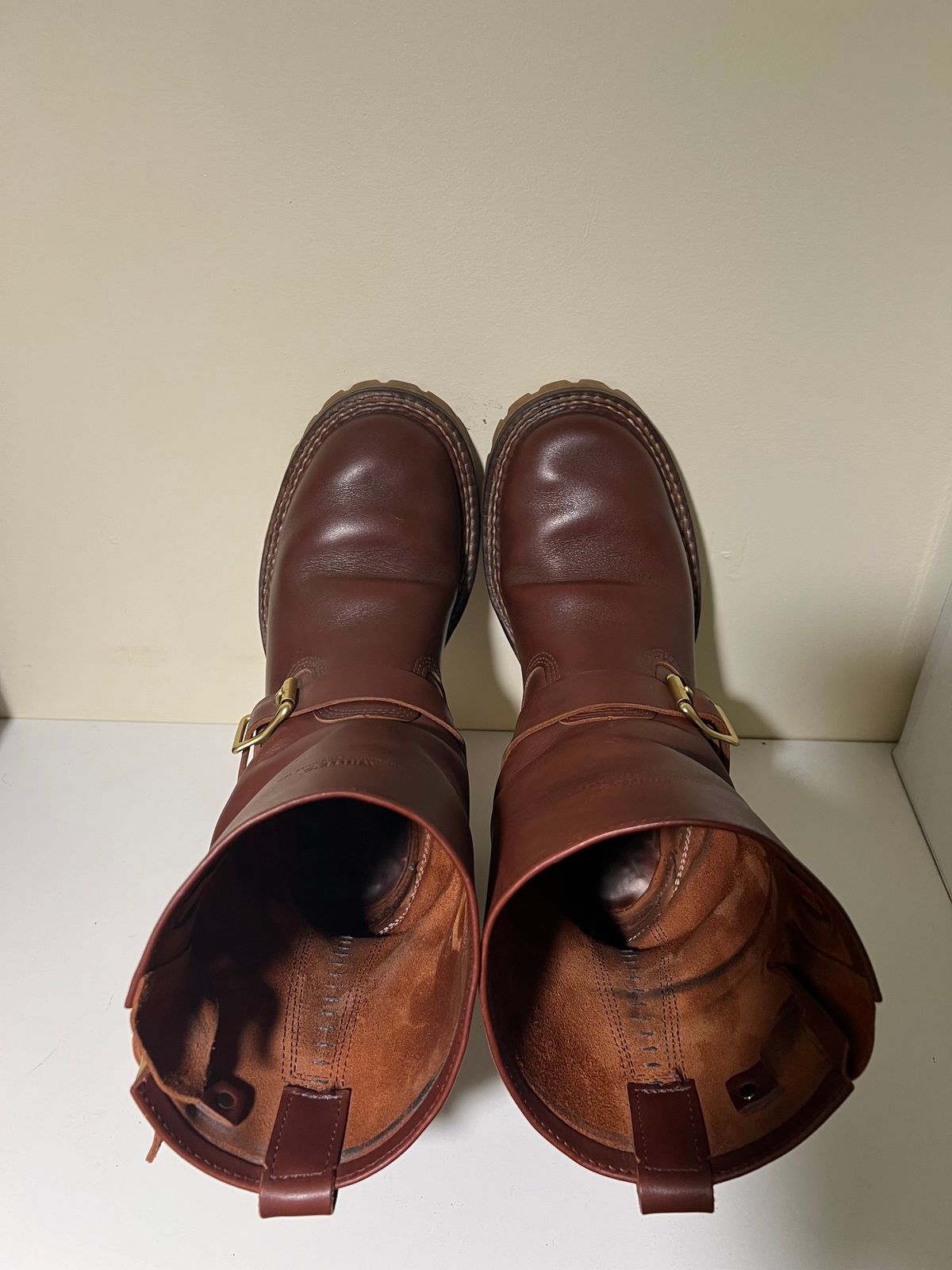 Photo by wcurry_1 on April 5, 2024 of the White's Nomad Engineer Boots in Seidel Red Dog Oil Tan.