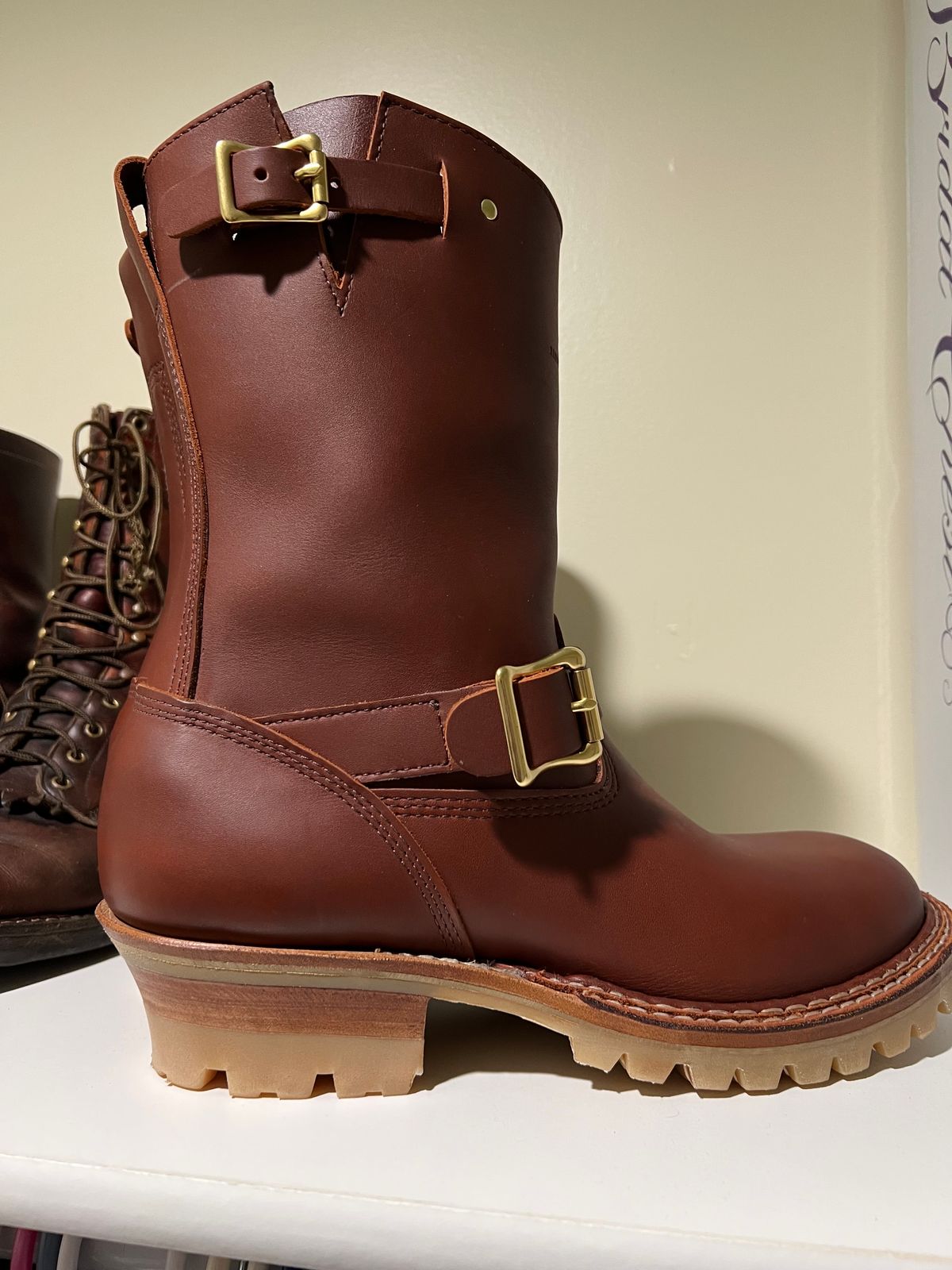 Photo by wcurry_1 on November 1, 2023 of the White's Nomad Engineer Boots in Seidel Red Dog Oil Tan.