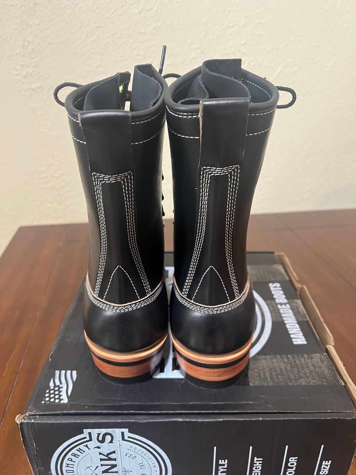 Photo by wcurry_1 on January 29, 2025 of the Frank's Boots Wilson in Horween Black Chromexcel.
