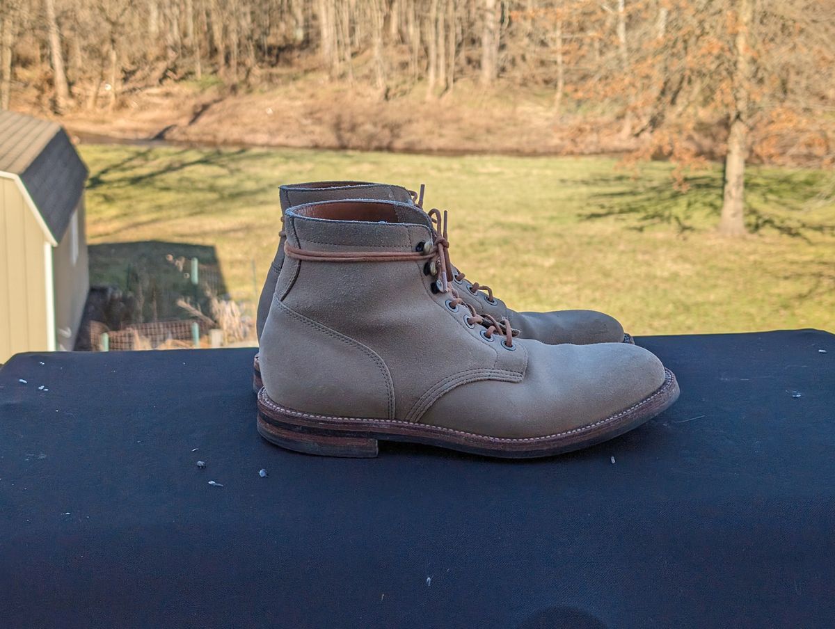 Photo by adroz7 on February 5, 2024 of the Grant Stone Diesel Boot in C.F. Stead Tan Repello Calf Suede.