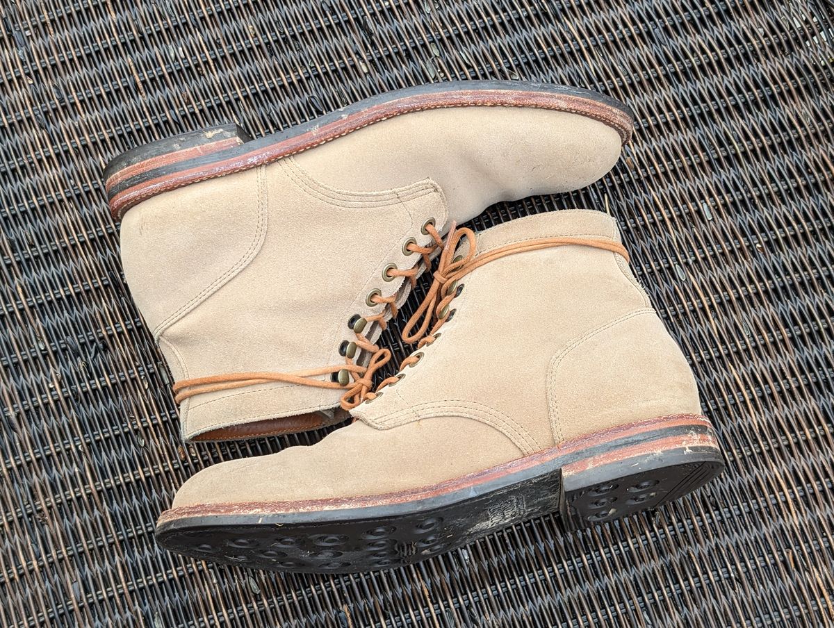 Photo by adroz7 on March 5, 2024 of the Grant Stone Diesel Boot in C.F. Stead Tan Repello Calf Suede.