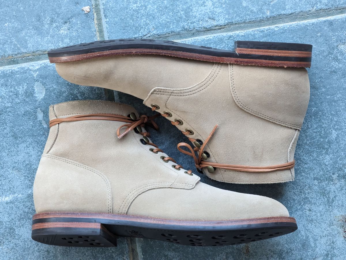 Photo by adroz7 on October 1, 2023 of the Grant Stone Diesel Boot in C.F. Stead Tan Repello Calf Suede.