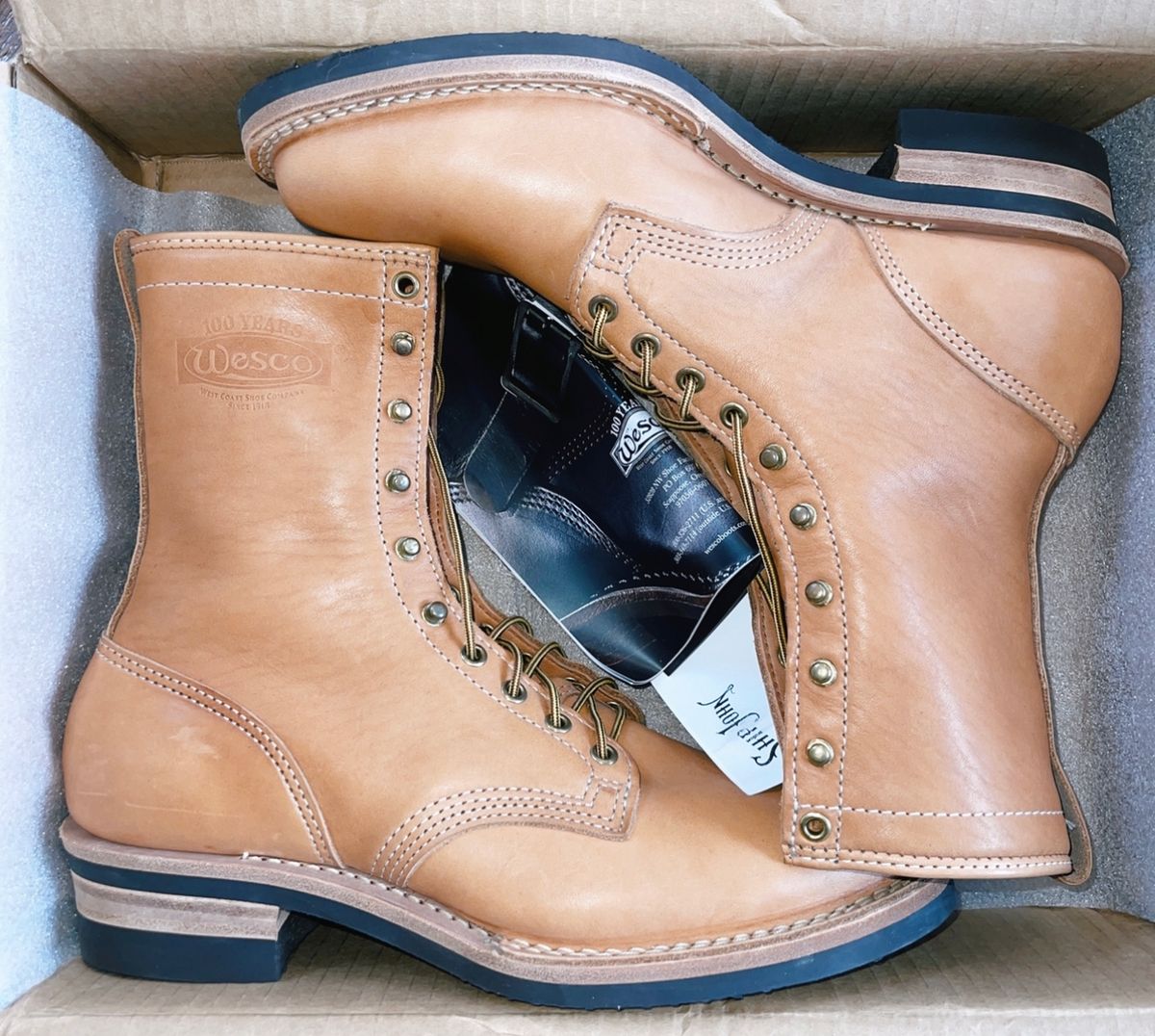 Photo by WSS2023 on January 2, 2022 of the Wesco Unlisted Model in Horween Natural Essex.