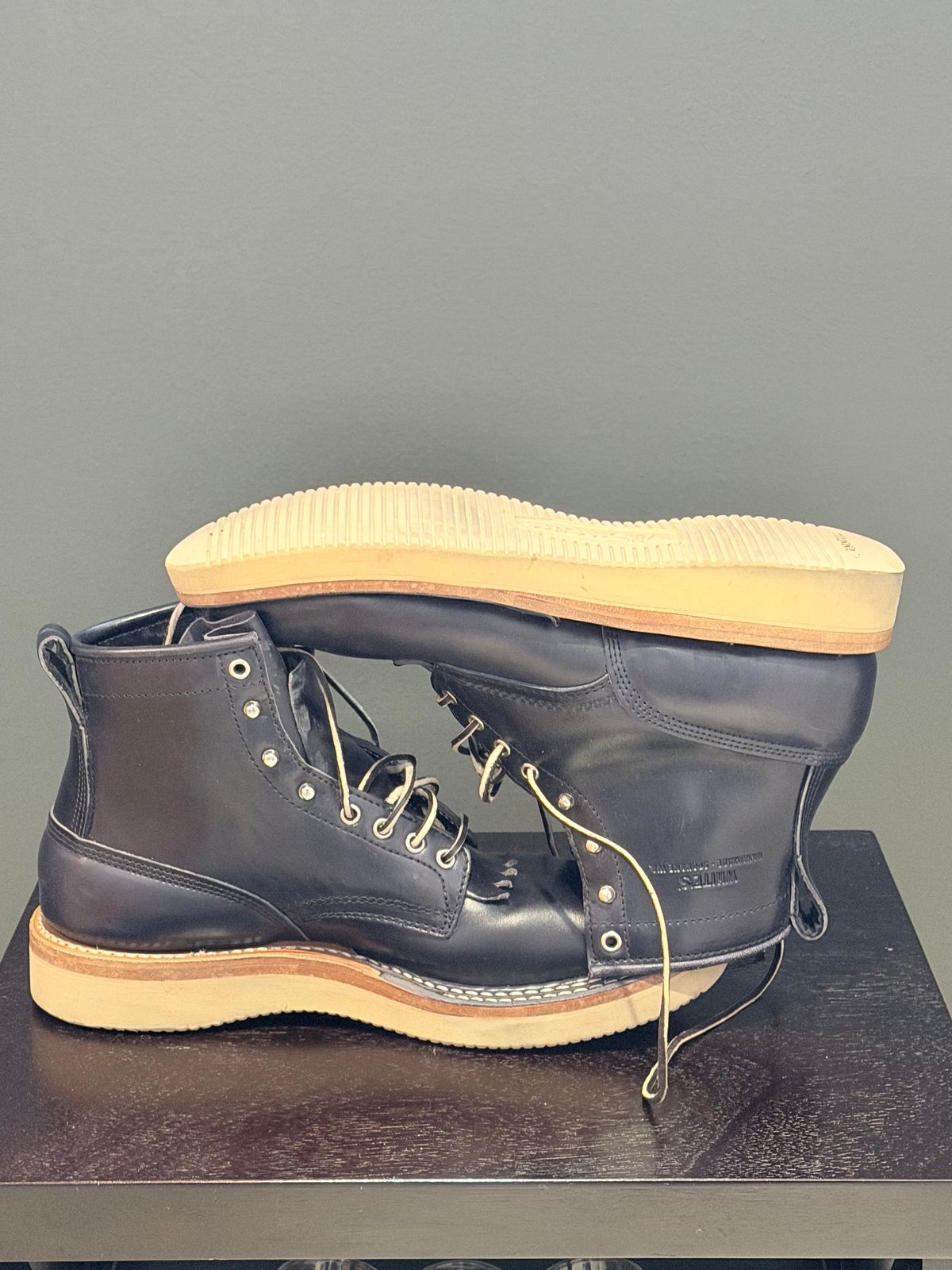 Photo by american1911 on November 1, 2025 of the White's 350 Cruiser in Maryam Navy Horsehide.