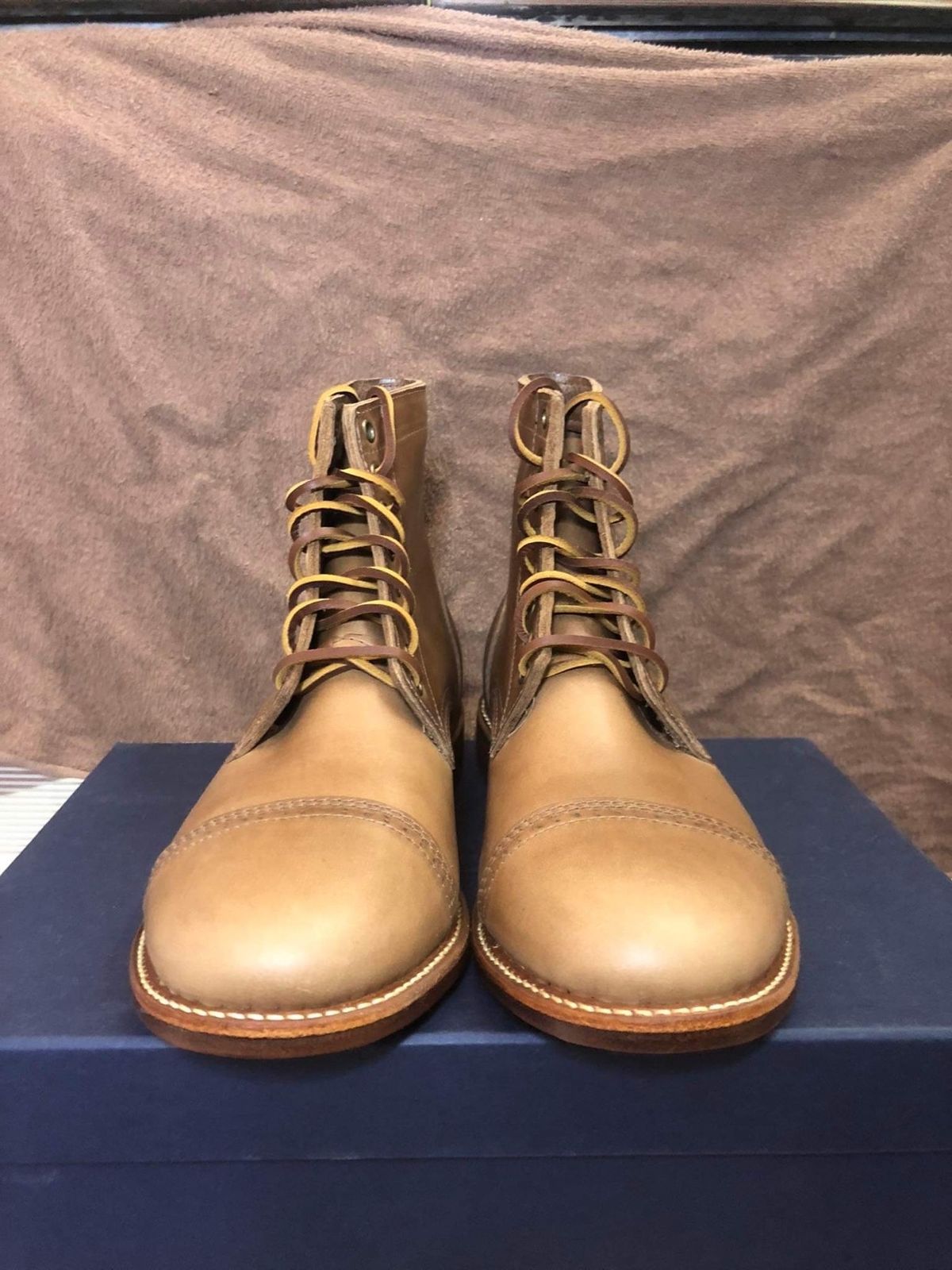 Photo by mrflame on November 4, 2022 of the Oak Street Bootmakers Trench Boot in Horween Natural Chromexcel.