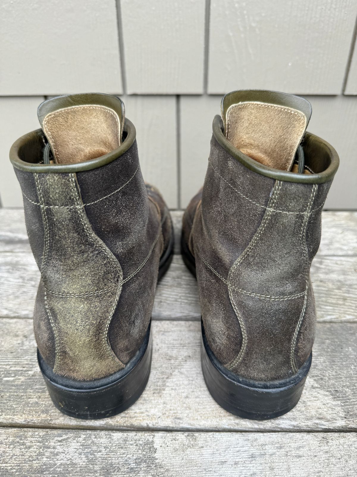 Photo by ChrisBurns670 on April 4, 2024 of the Sagara Cordmaster in Badalassi Carlo Oliva Minerva Overdyed Black.