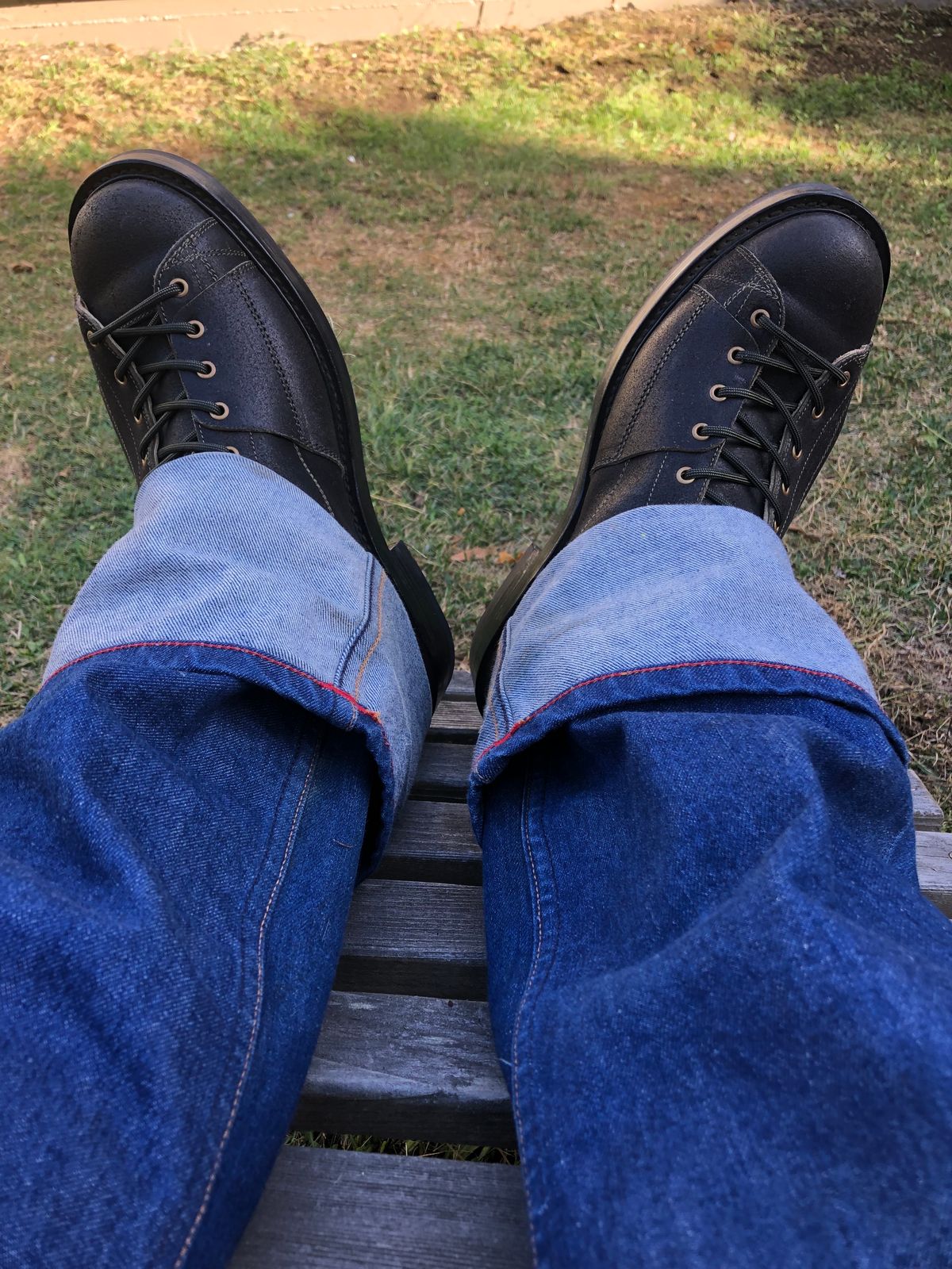 Photo by ChrisBurns670 on October 11, 2023 of the Sagara Cordmaster in Badalassi Carlo Oliva Minerva Overdyed Black.
