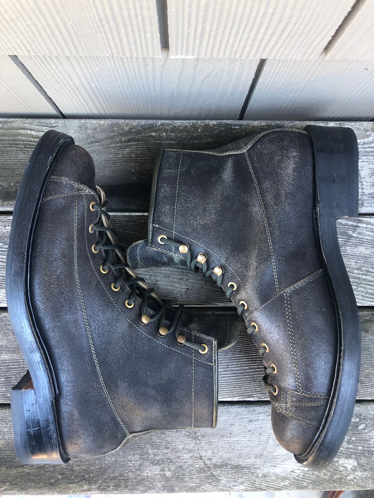 Photo by ChrisBurns670 on January 2, 2024 of the Sagara Cordmaster in Badalassi Carlo Oliva Minerva Overdyed Black.