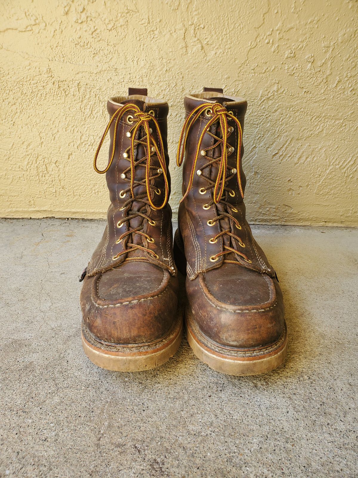 Photo by forest_chief on April 2, 2024 of the Thorogood American Heritage 8" Moc Toe in Seidel Trail Crazy Horse.