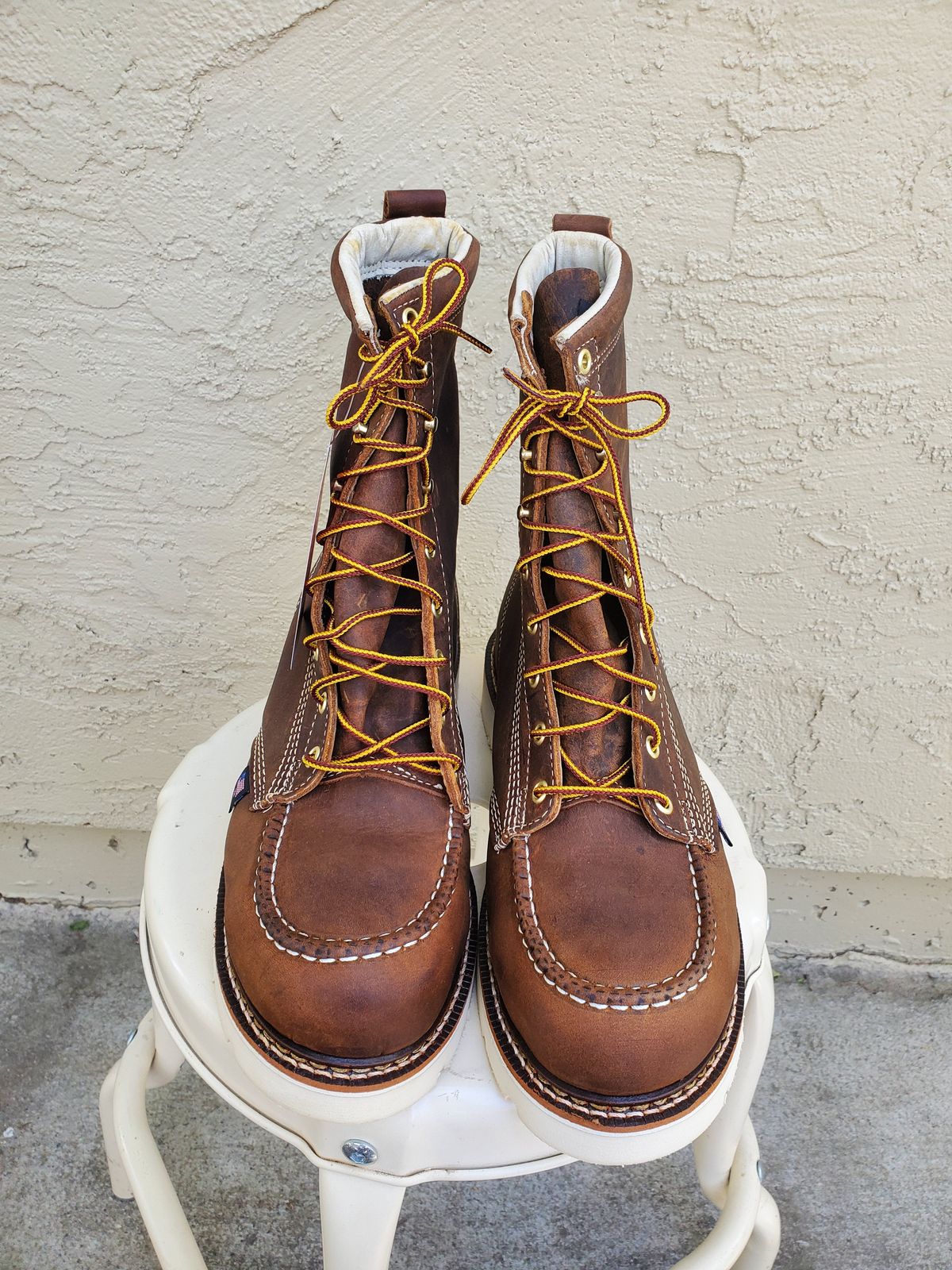 Photo by forest_chief on November 1, 2023 of the Thorogood American Heritage 8" Moc Toe in Seidel Trail Crazy Horse.