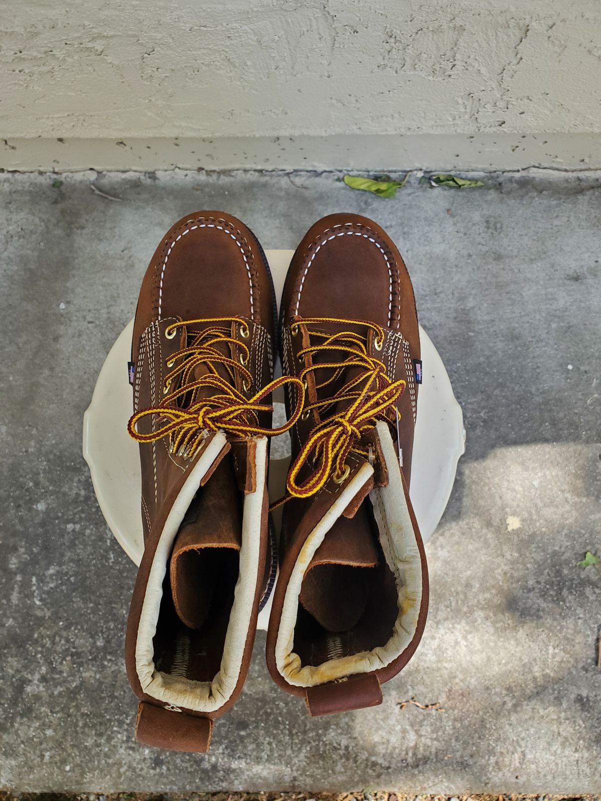 Photo by forest_chief on November 1, 2023 of the Thorogood American Heritage 8" Moc Toe in Seidel Trail Crazy Horse.