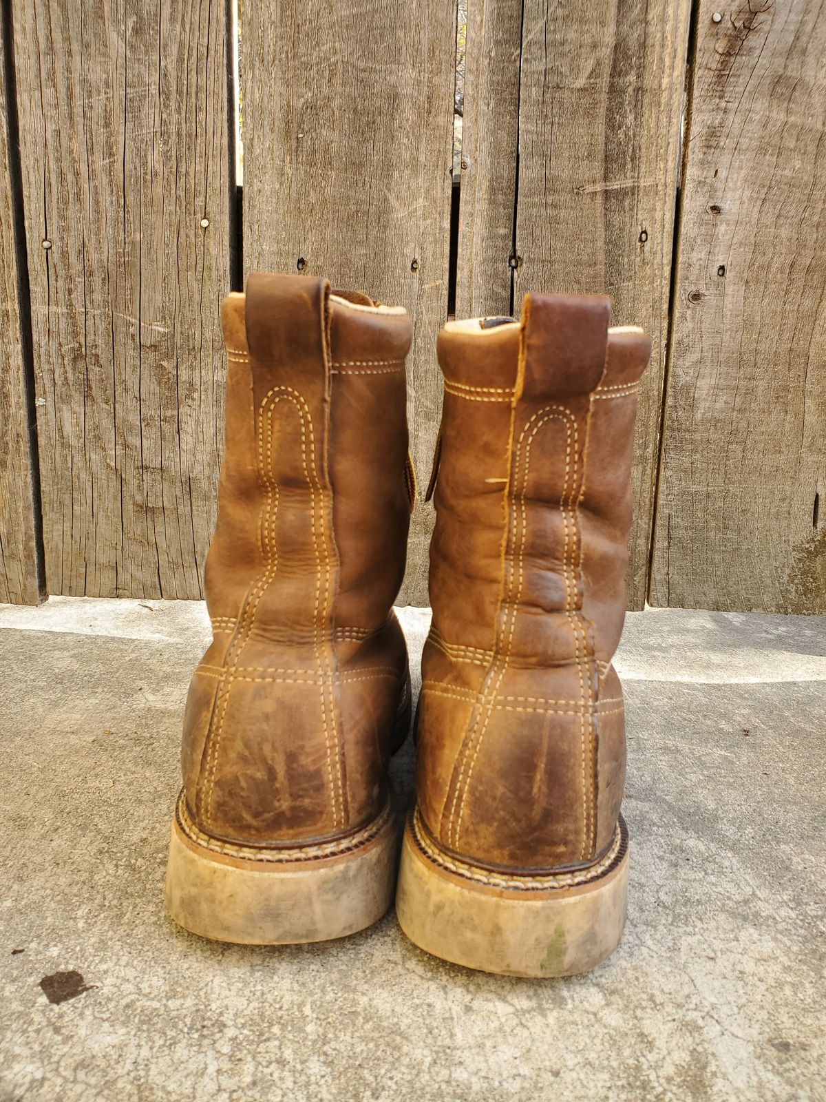 Photo by forest_chief on December 5, 2023 of the Thorogood American Heritage 8" Moc Toe in Seidel Trail Crazy Horse.