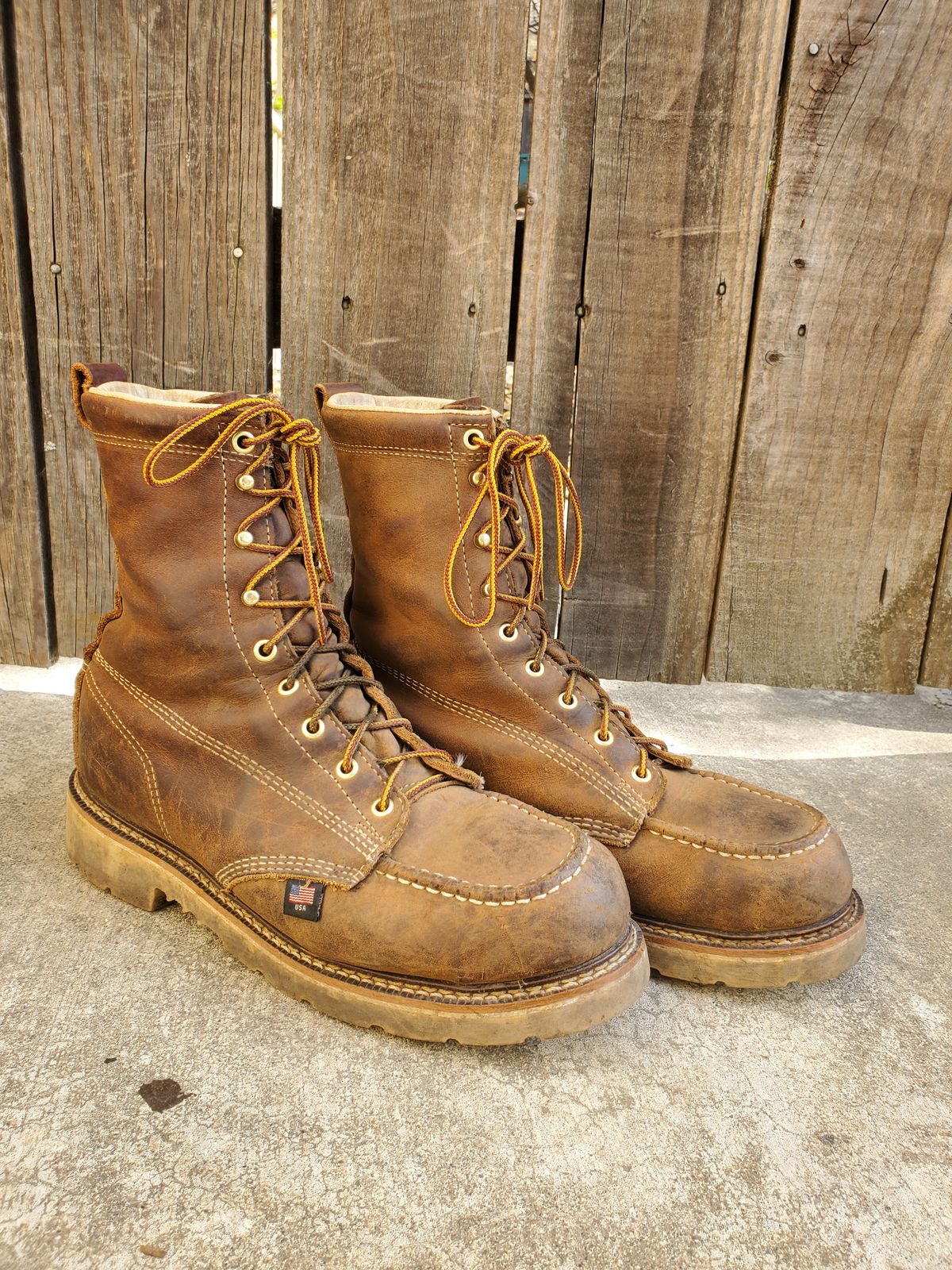 Photo by forest_chief on December 5, 2023 of the Thorogood American Heritage 8" Moc Toe in Seidel Trail Crazy Horse.