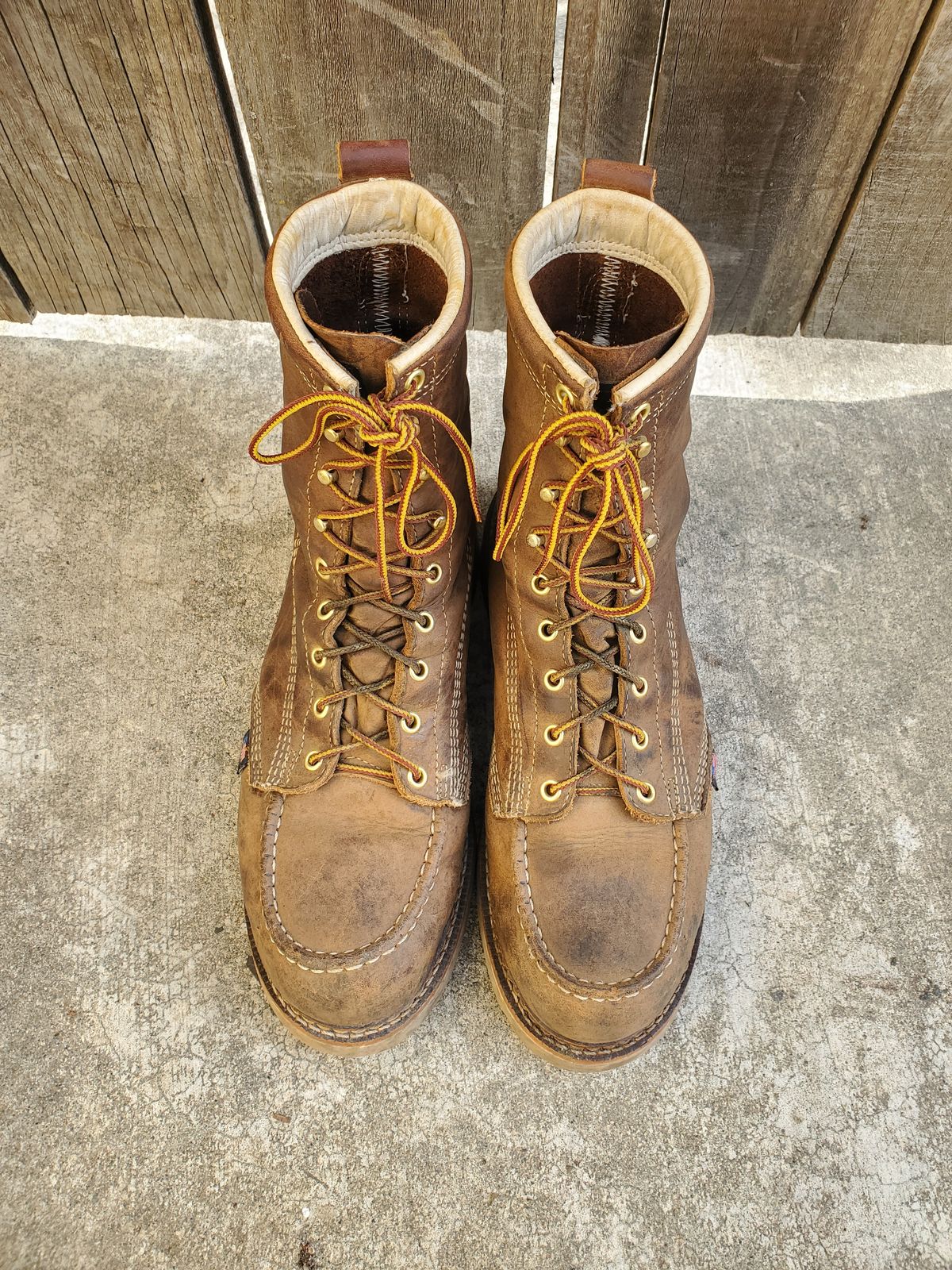 Photo by forest_chief on December 5, 2023 of the Thorogood American Heritage 8" Moc Toe in Seidel Trail Crazy Horse.
