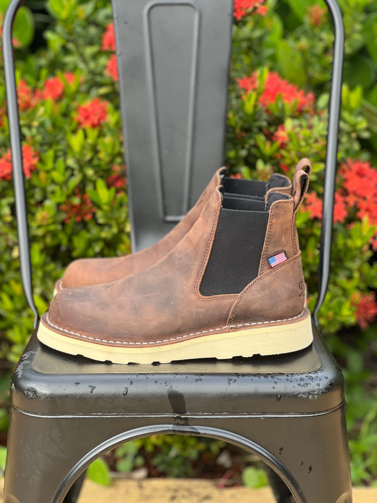 Photo by christian.twoey on October 5, 2024 of the Danner Bull Run Chelsea in Brown Full Grain.