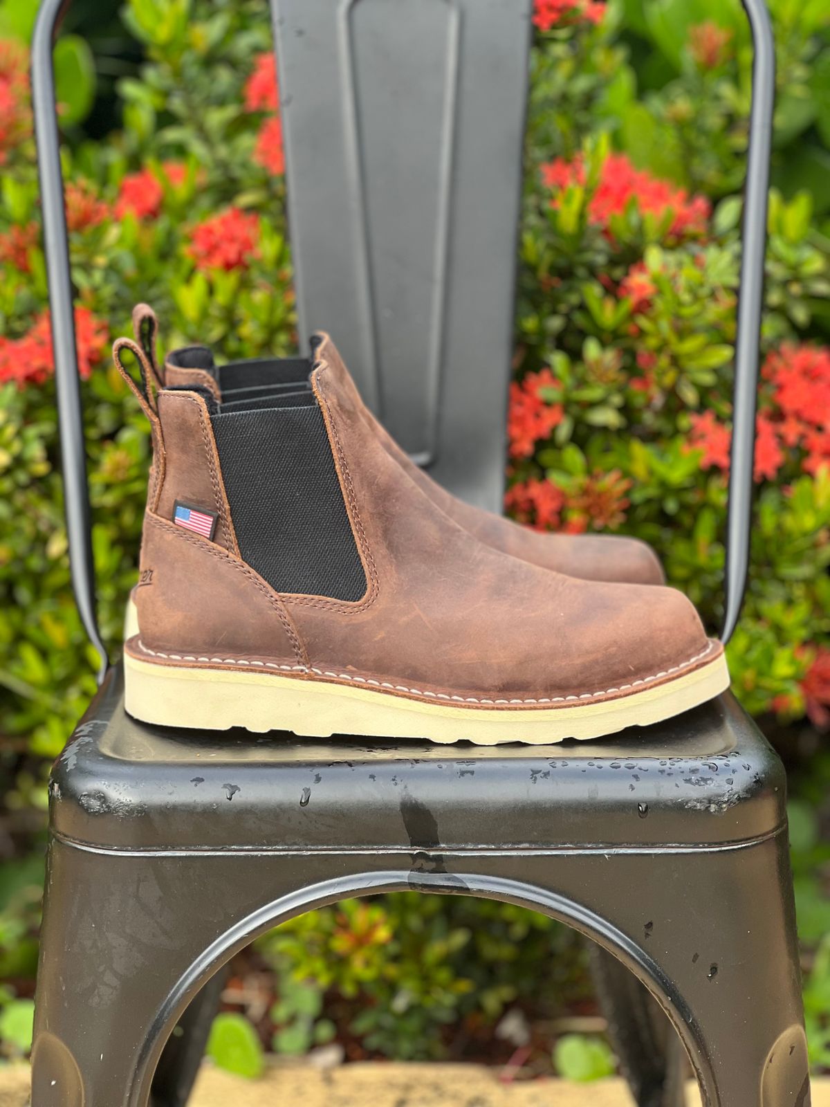 Photo by christian.twoey on October 5, 2024 of the Danner Bull Run Chelsea in Brown Full Grain.