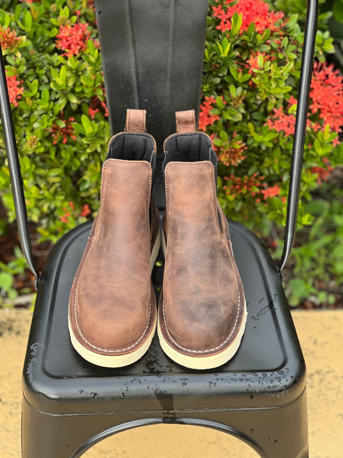 Photo by christian.twoey on October 5, 2024 of the Danner Bull Run Chelsea in Brown Full Grain.