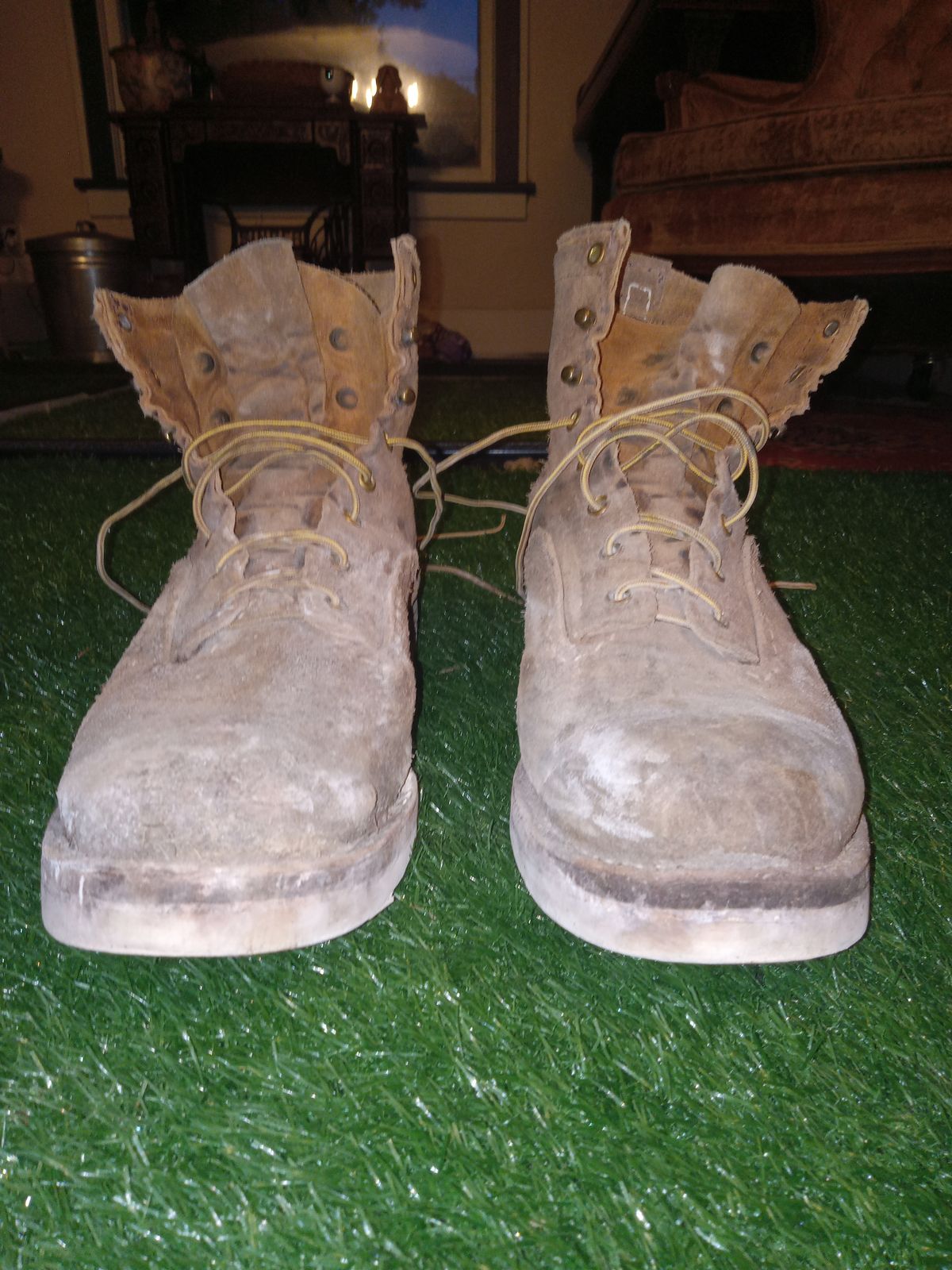 Photo by peanutbutter on March 6, 2024 of the Wesco Jobmaster in Seidel British Tan Domain Roughout.