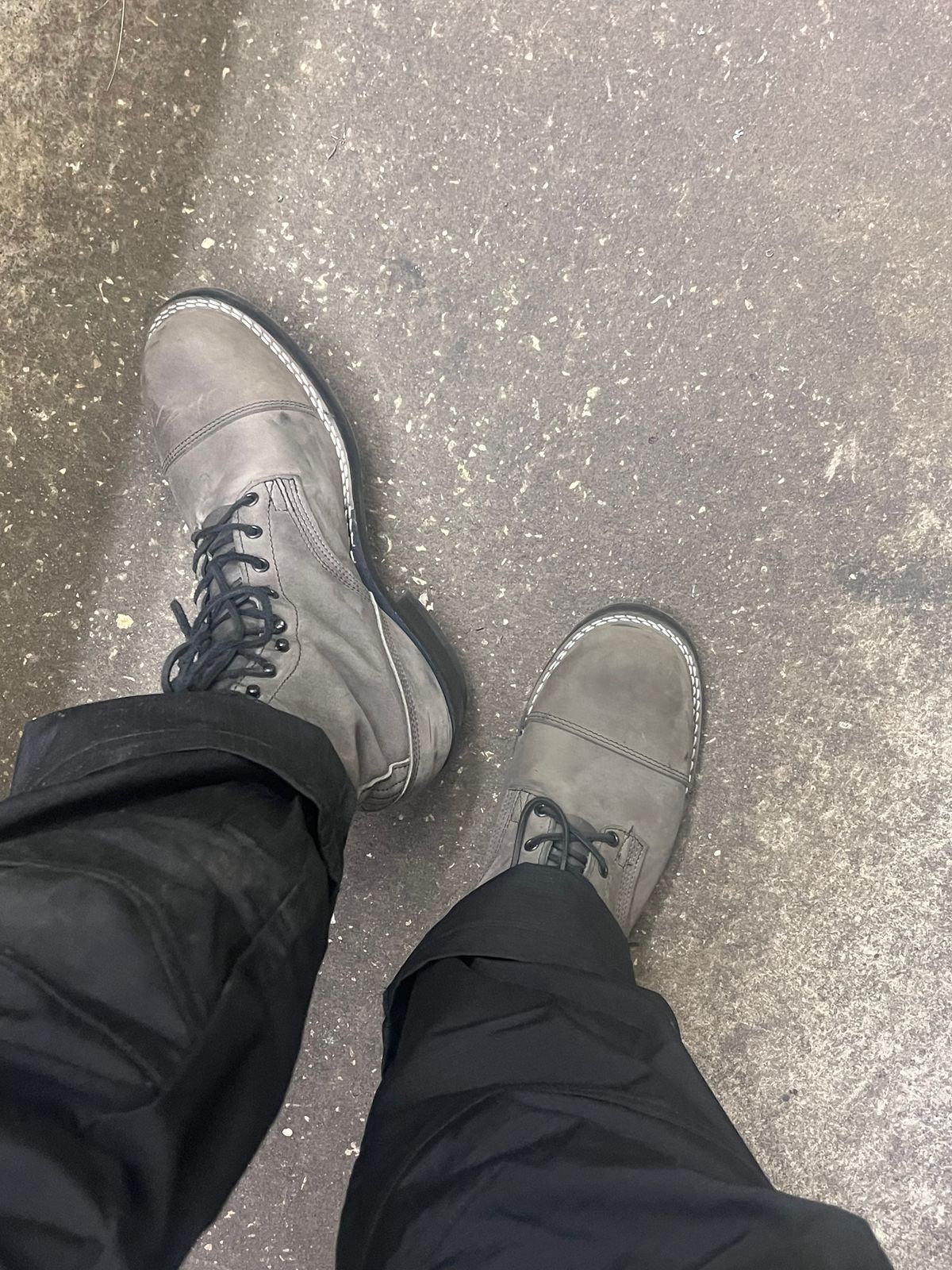 Photo by jrock352 on December 27, 2023 of the Nicks MTO in Horween Steel Predator.