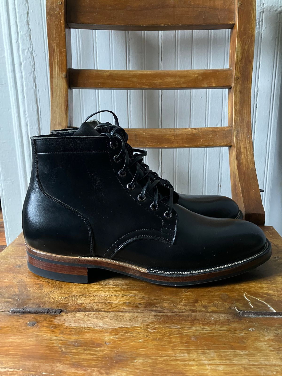 Photo by nr17 on October 2, 2022 of the Viberg Service Boot in Horween Black Chromexcel.