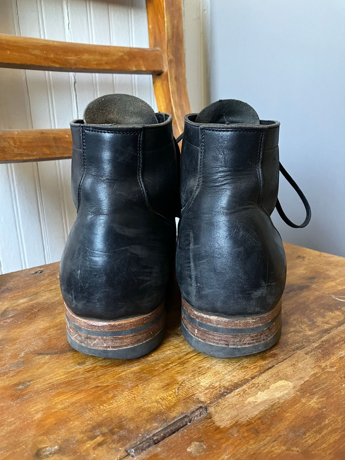 Photo by nr17 on December 4, 2022 of the Viberg Service Boot in Horween Black Chromexcel.