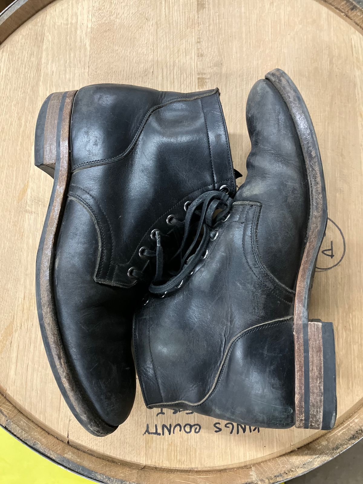 Photo by nr17 on April 5, 2023 of the Viberg Service Boot in Horween Black Chromexcel.