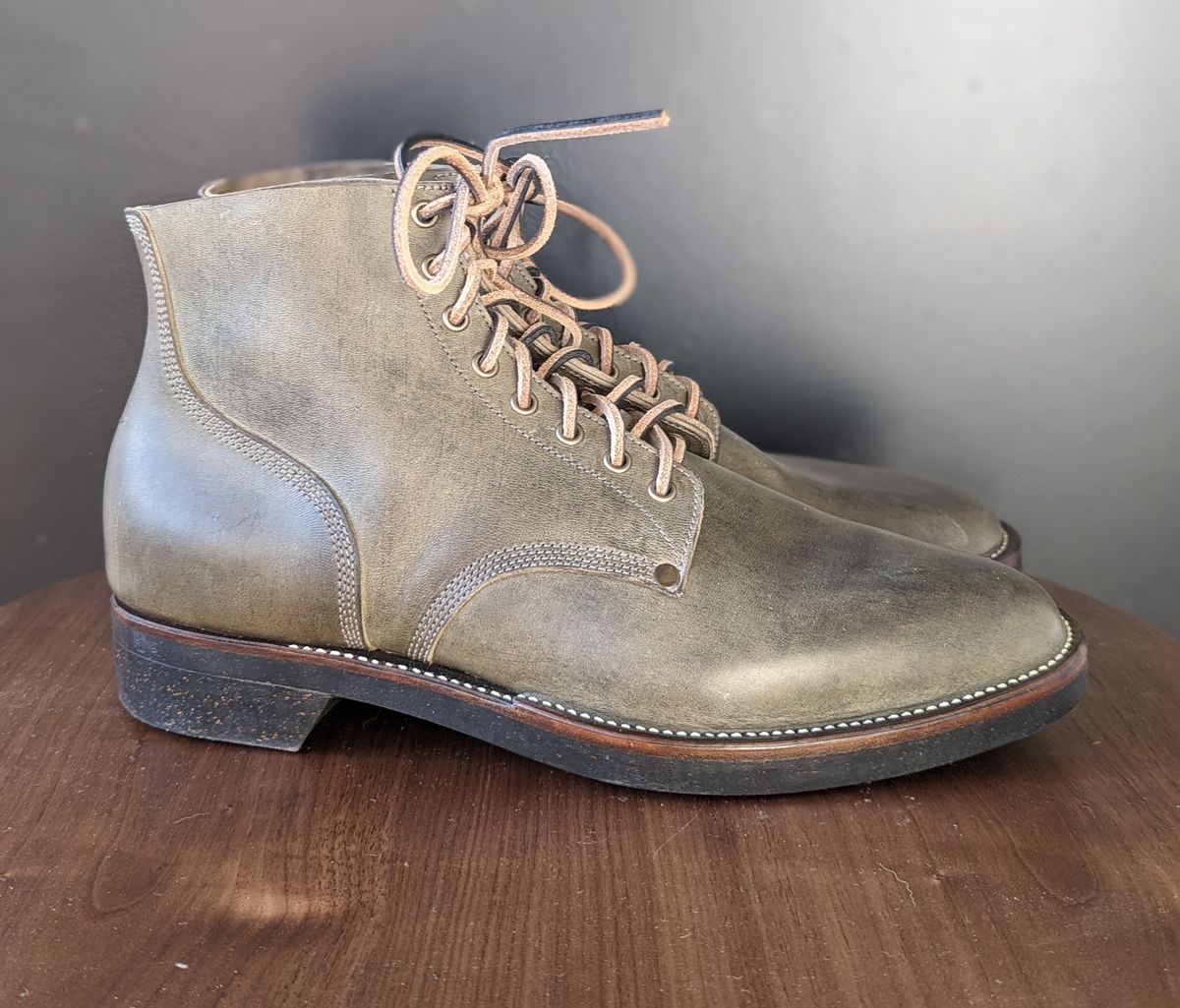 Photo by link.of.time on October 1, 2022 of the NF Bootmaker Milton Boot in Maryam Salvia Horsebutt.