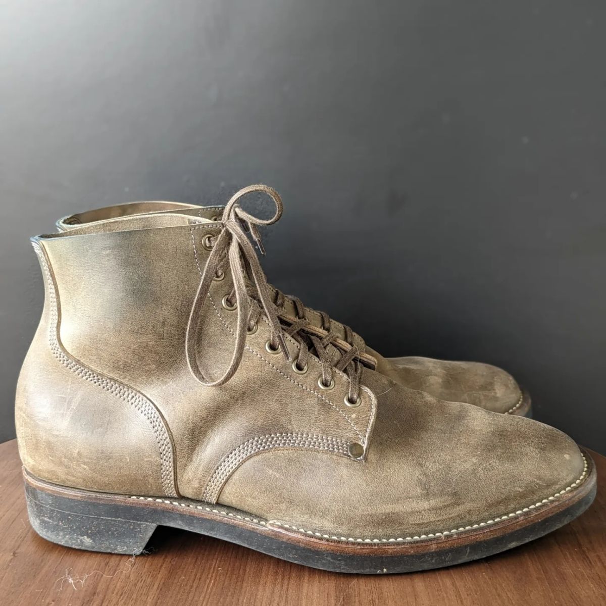 Photo by link.of.time on November 5, 2022 of the NF Bootmaker Milton Boot in Maryam Salvia Horsebutt.