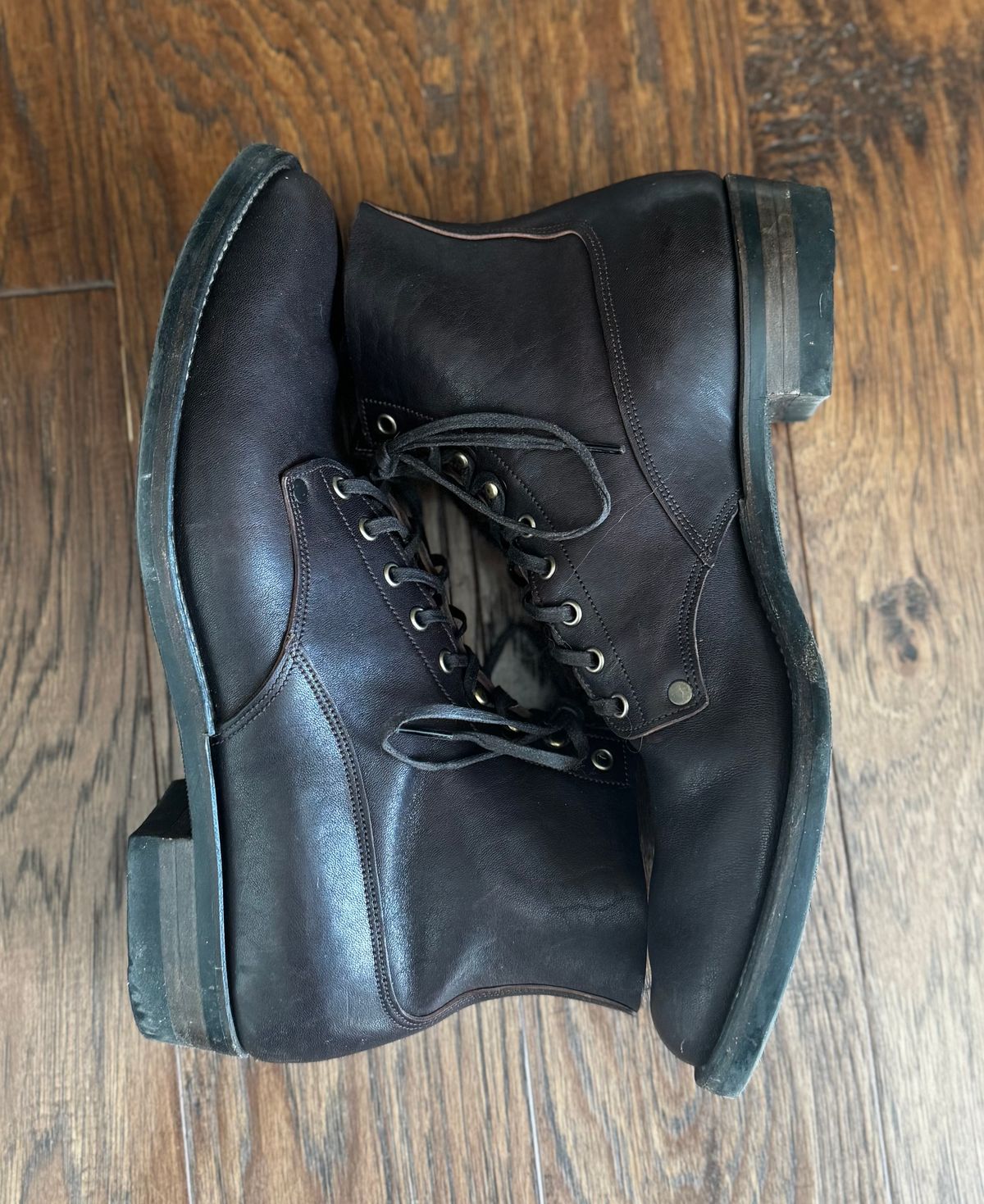 Photo by link.of.time on November 5, 2025 of the NF Bootmaker Fritz Boot in Aspen Horsefront.