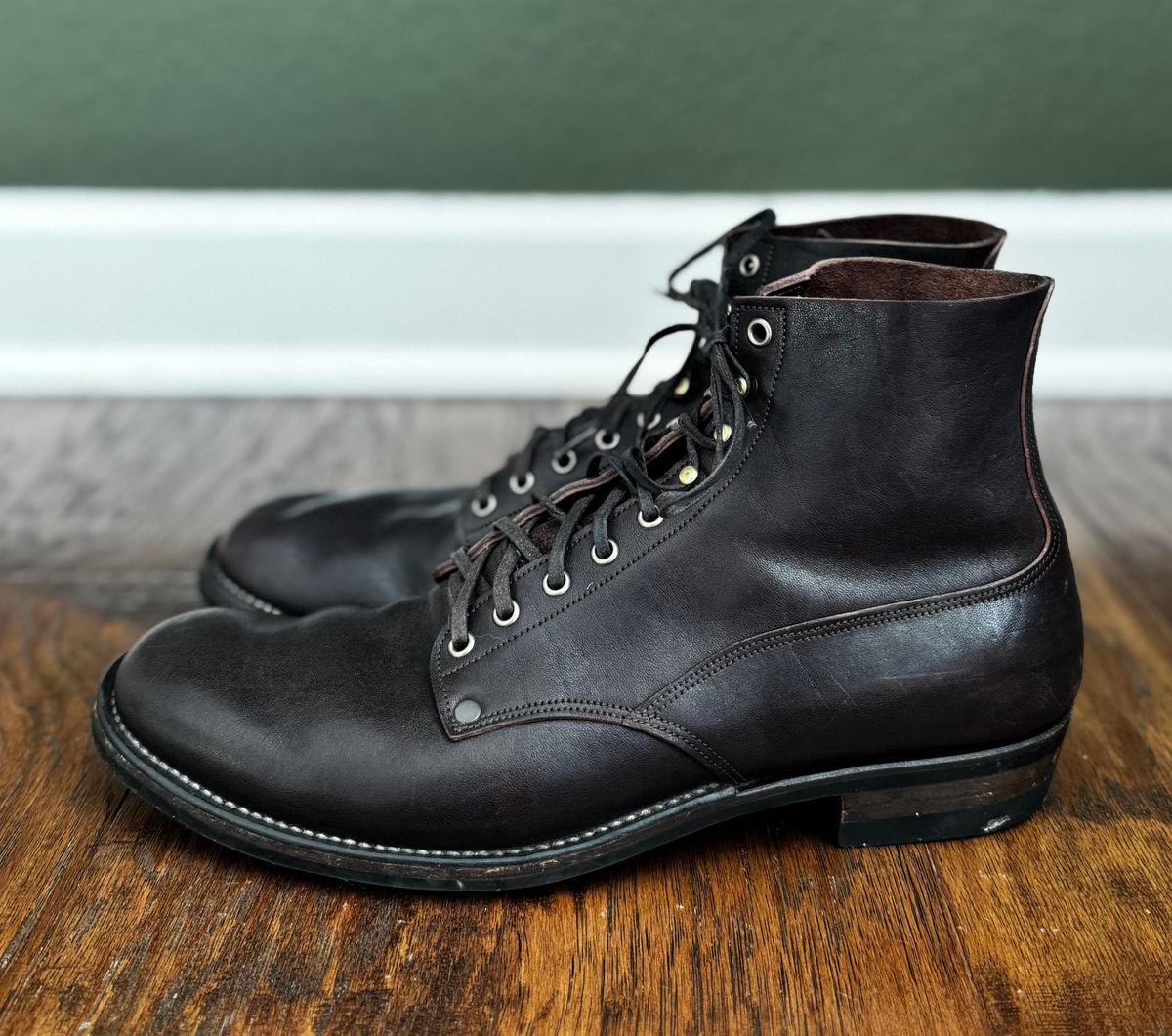 Photo by link.of.time on December 4, 2025 of the NF Bootmaker Fritz Boot in Aspen Horsefront.