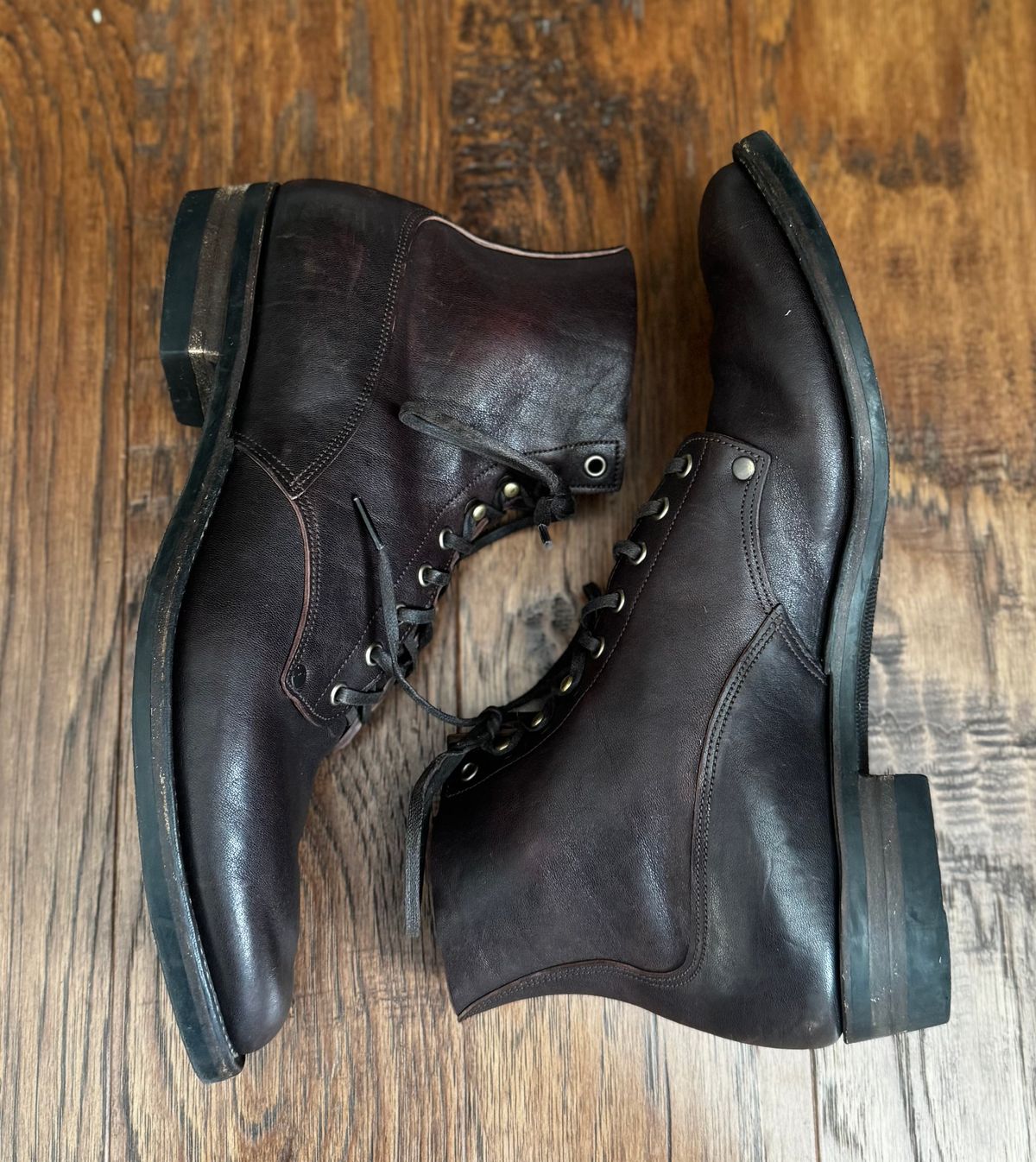 Photo by link.of.time on December 4, 2025 of the NF Bootmaker Fritz Boot in Aspen Horsefront.