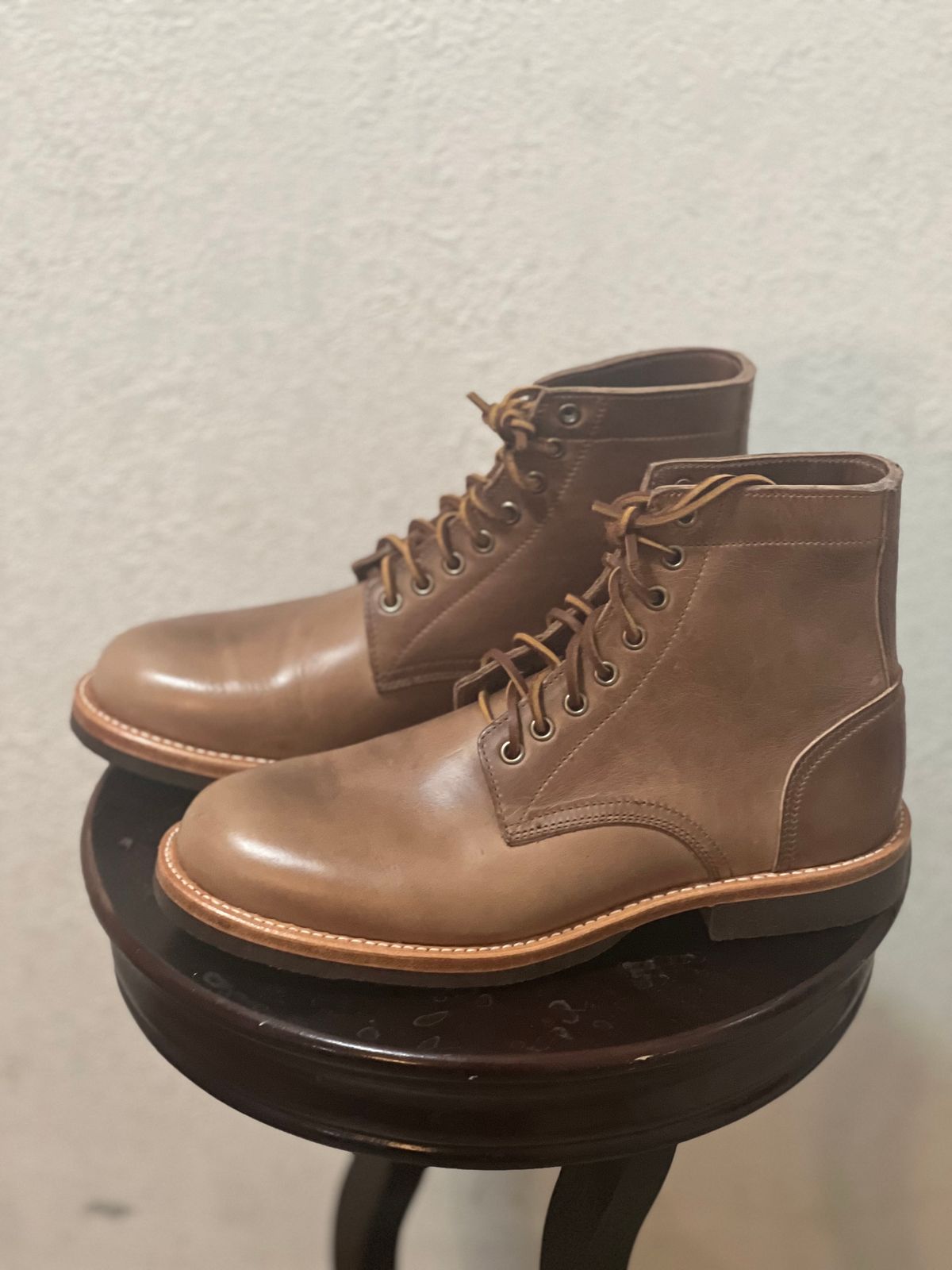 Photo by semperfi9119 on October 6, 2023 of the Oak Street Bootmakers Trench Boot in Horween Natural Chromexcel.
