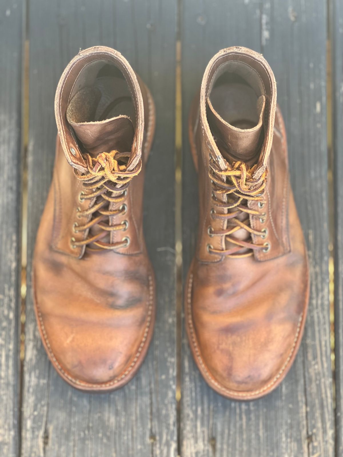 Photo by semperfi9119 on November 6, 2023 of the Oak Street Bootmakers Trench Boot in Horween Natural Chromexcel.