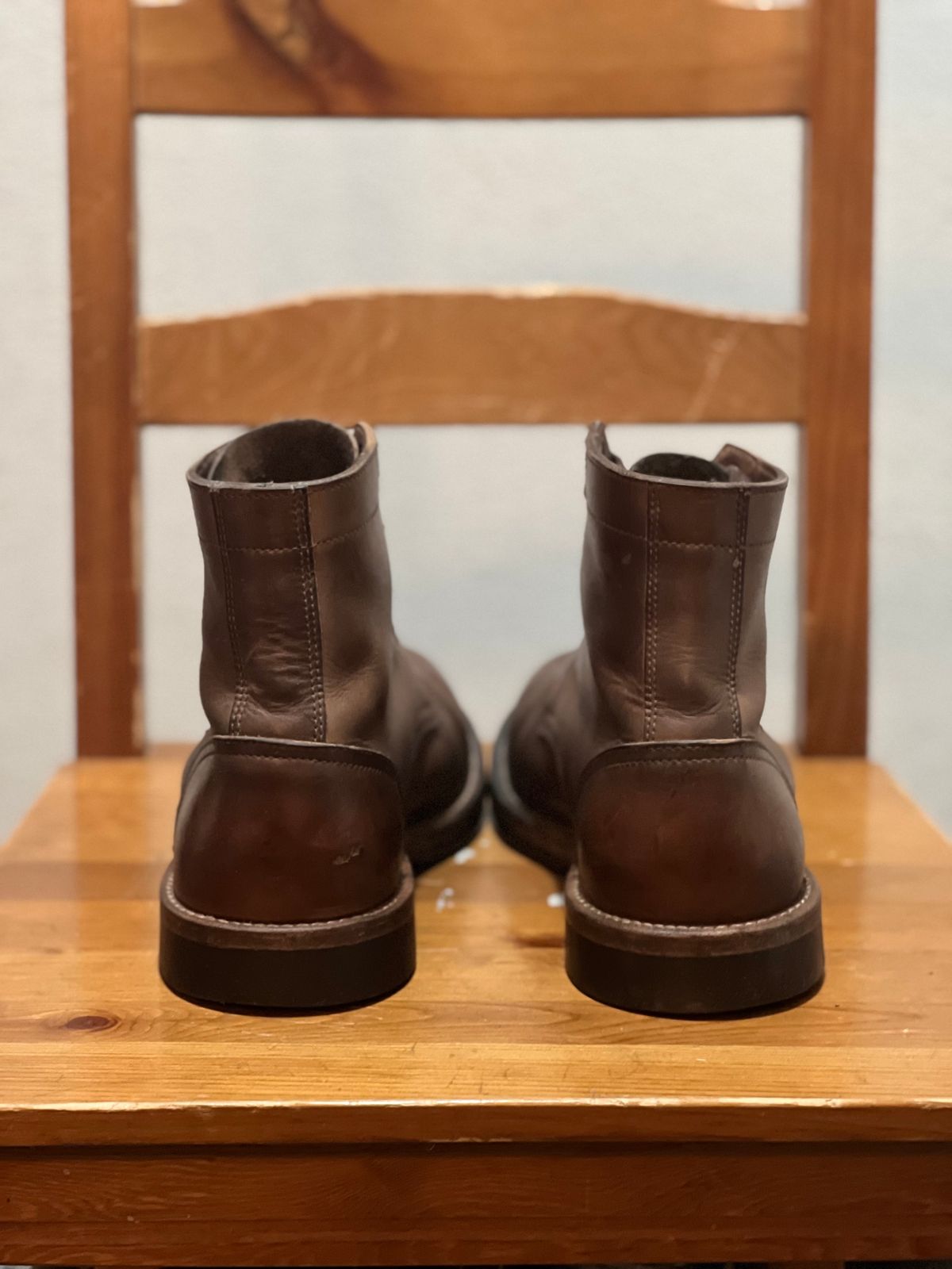 Photo by semperfi9119 on February 5, 2024 of the Oak Street Bootmakers Trench Boot in Horween Natural Chromexcel.